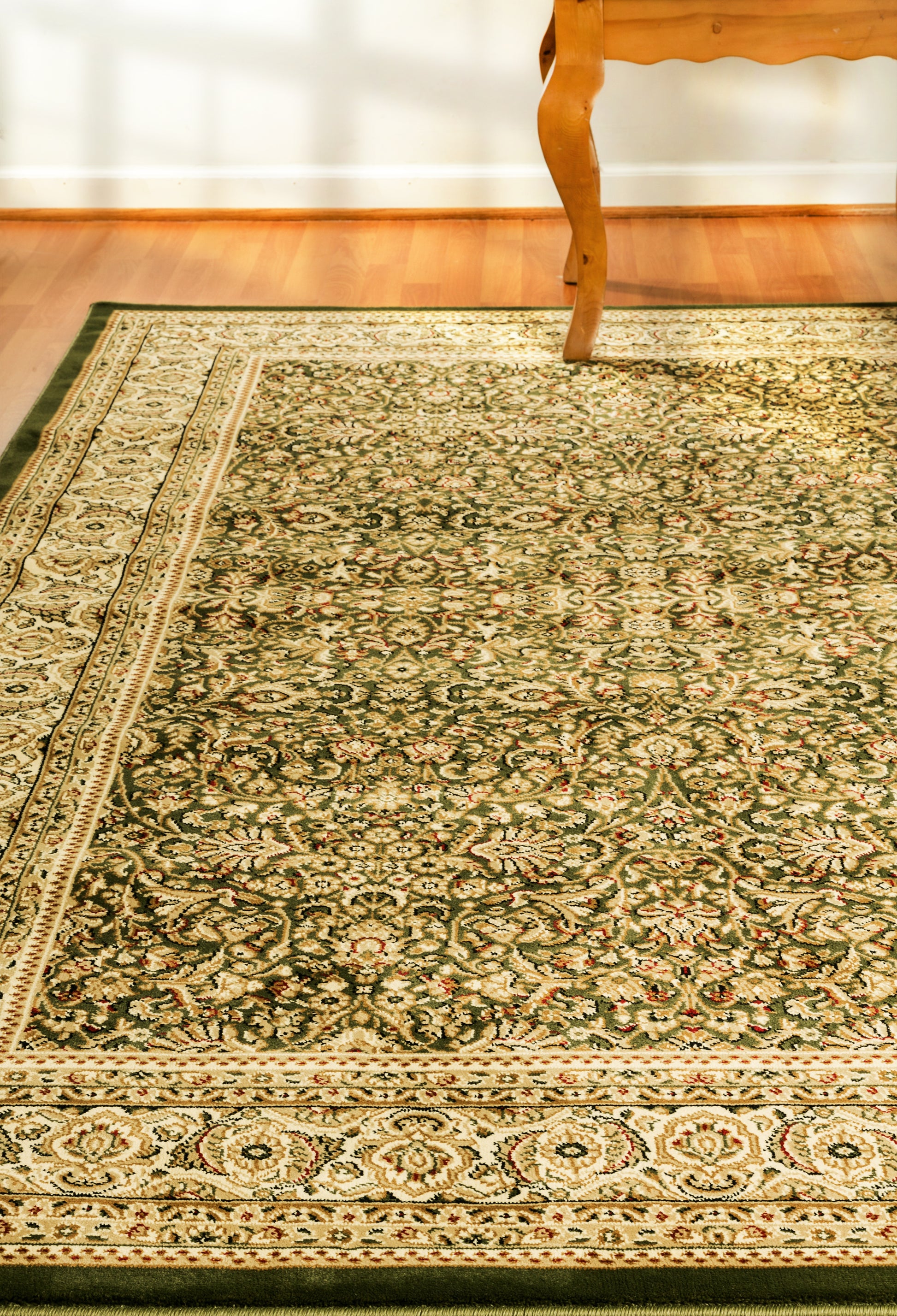 Legacy Traditional Green Classic Medium Pile Rug