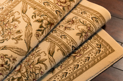 Legacy Traditional Ivory Classic Medium Pile Rug