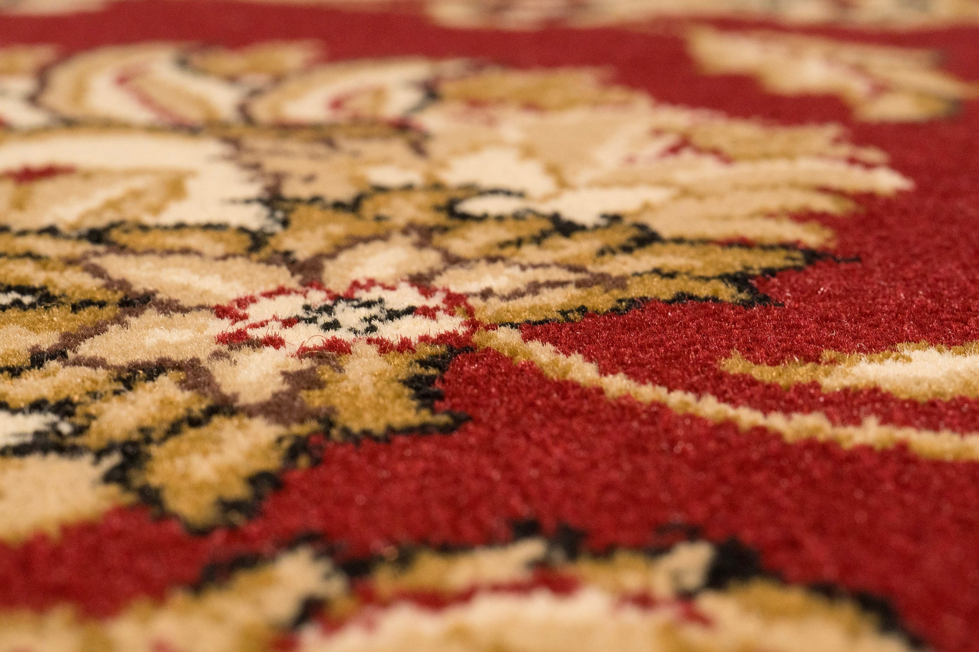 Legacy Traditional Red Classic Medium Pile Rug
