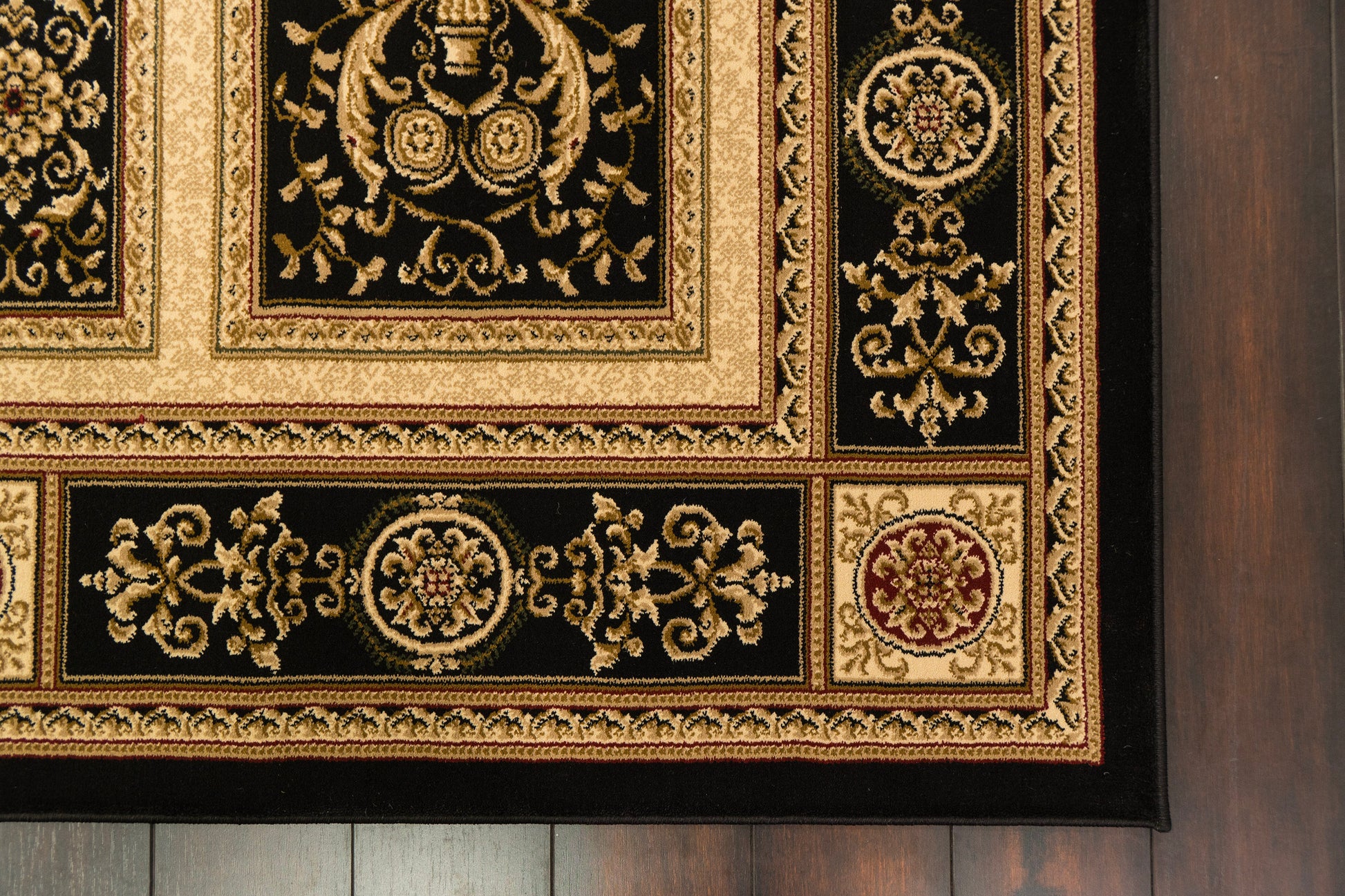 Legacy Traditional Black Classic Medium Pile Rug