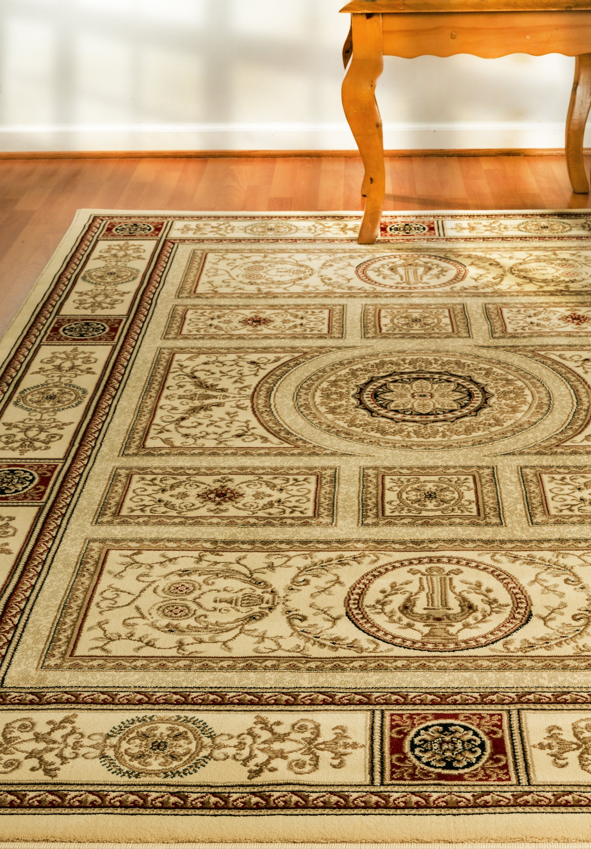 Legacy Traditional Ivory Classic Medium Pile Rug