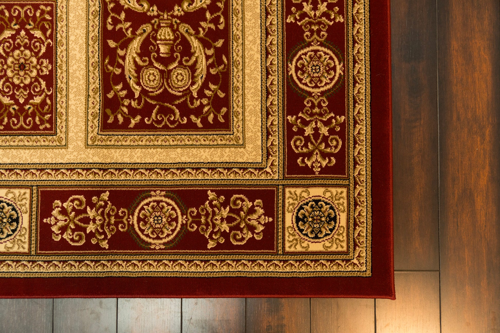 Legacy Traditional Red Classic Medium Pile Rug