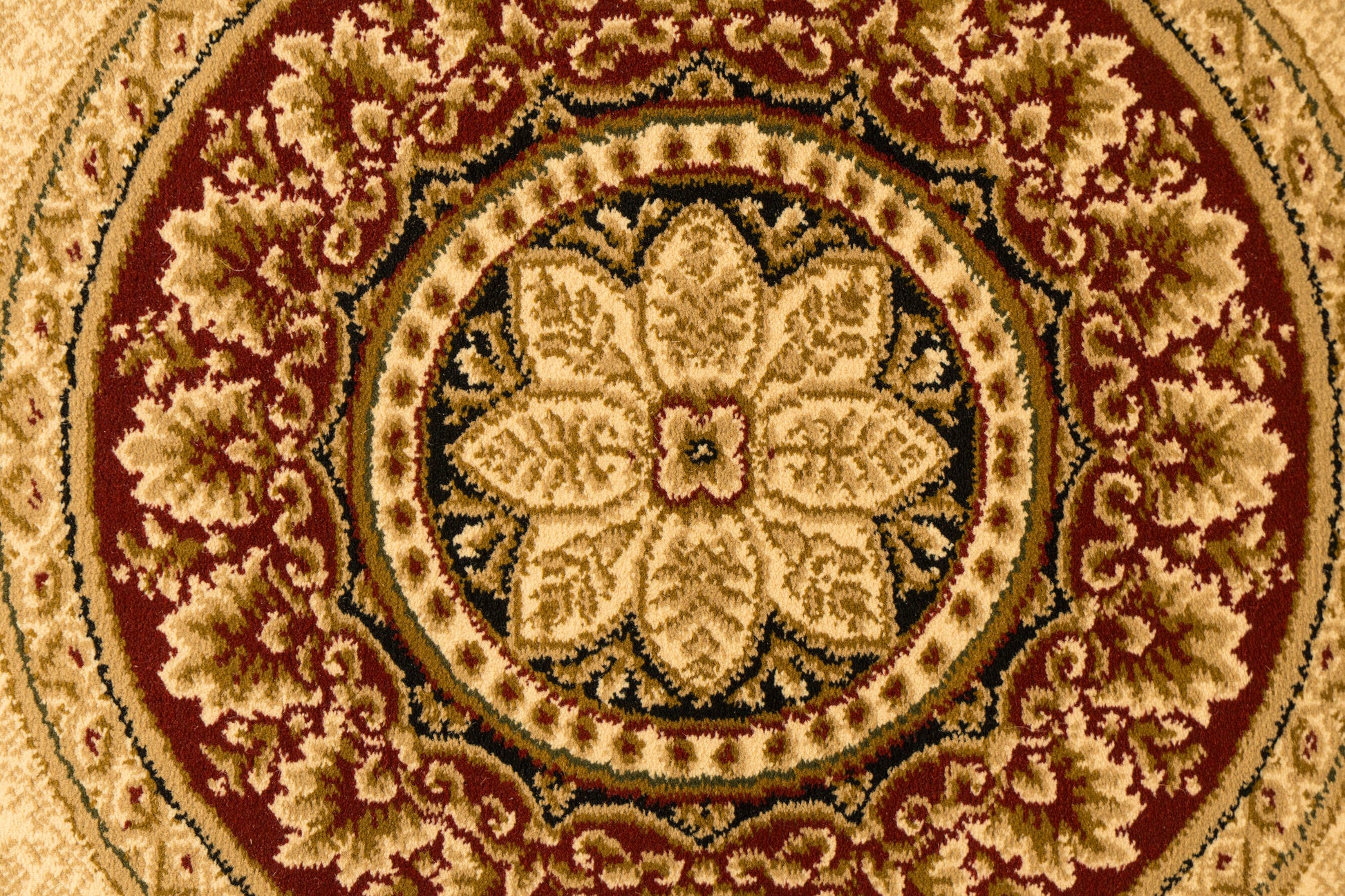 Legacy Traditional Red Classic Medium Pile Rug