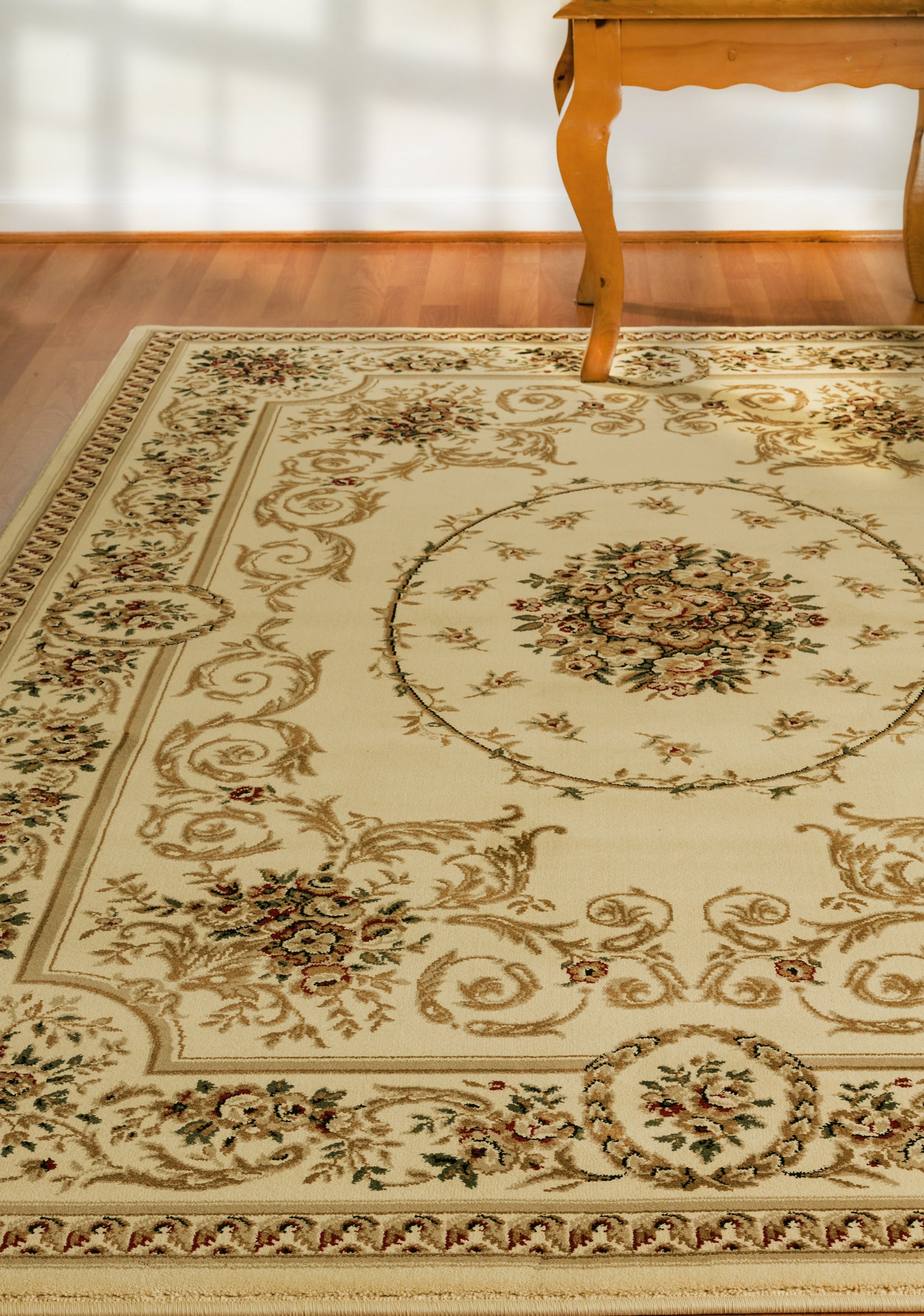 Legacy Traditional Ivory Classic Medium Pile Rug