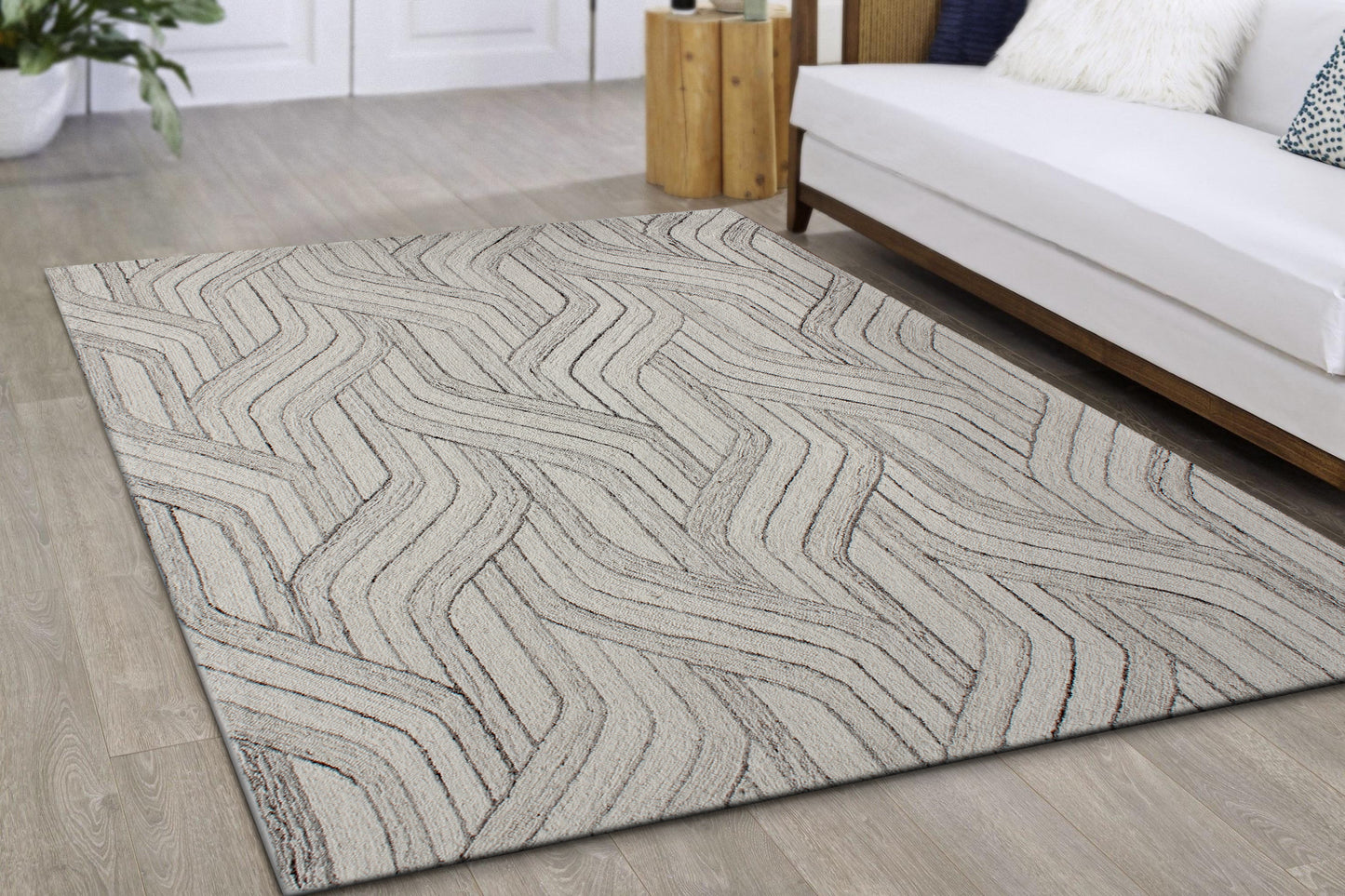 Legend Modern Ivory/Natural Geometric Low Pile Rug