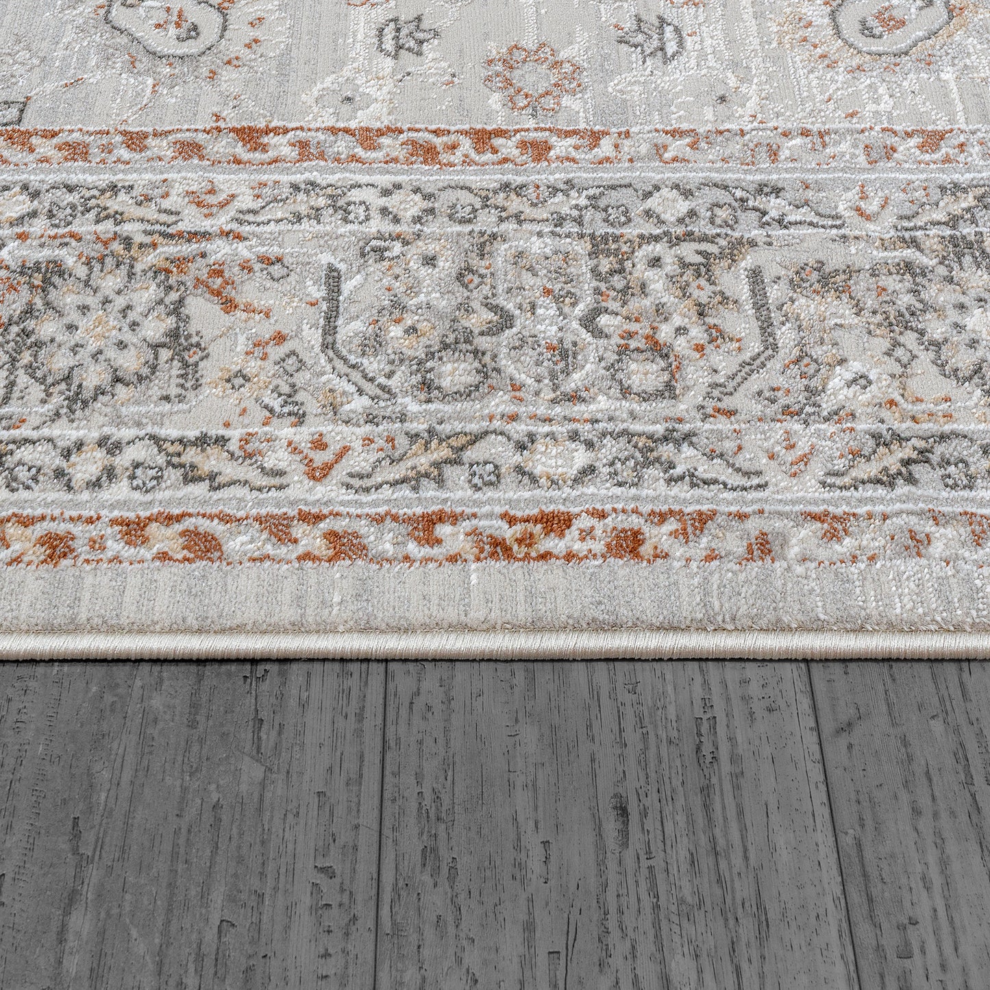 Marina Traditional Grey/Rose Oriental Medium Pile Rug