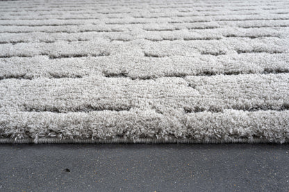 Masai Modern Grey Geometric Shag Rug