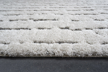 Masai Modern Ivory Geometric Shag Rug