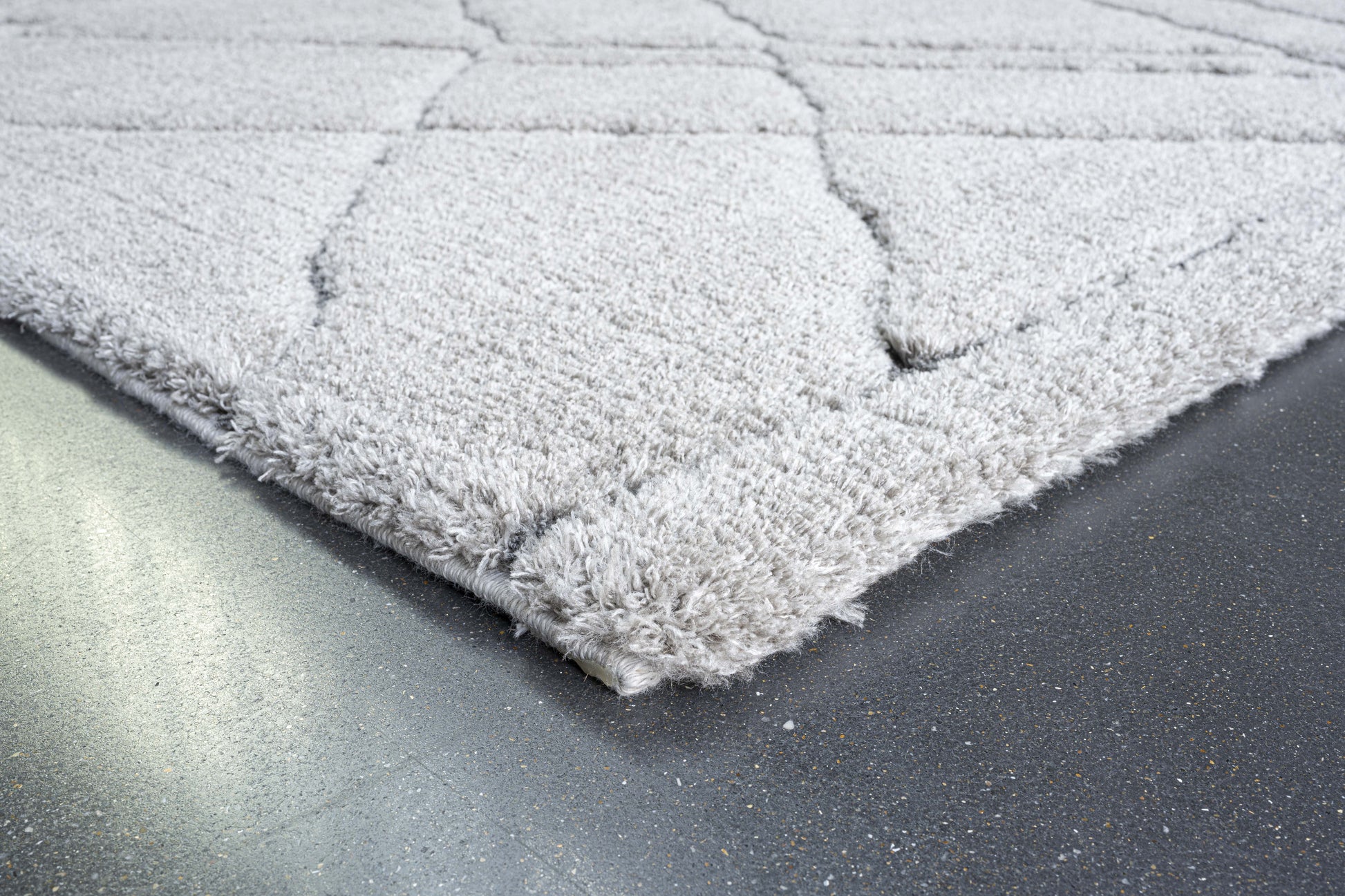 Masai Modern Beige Geometric Shag Rug