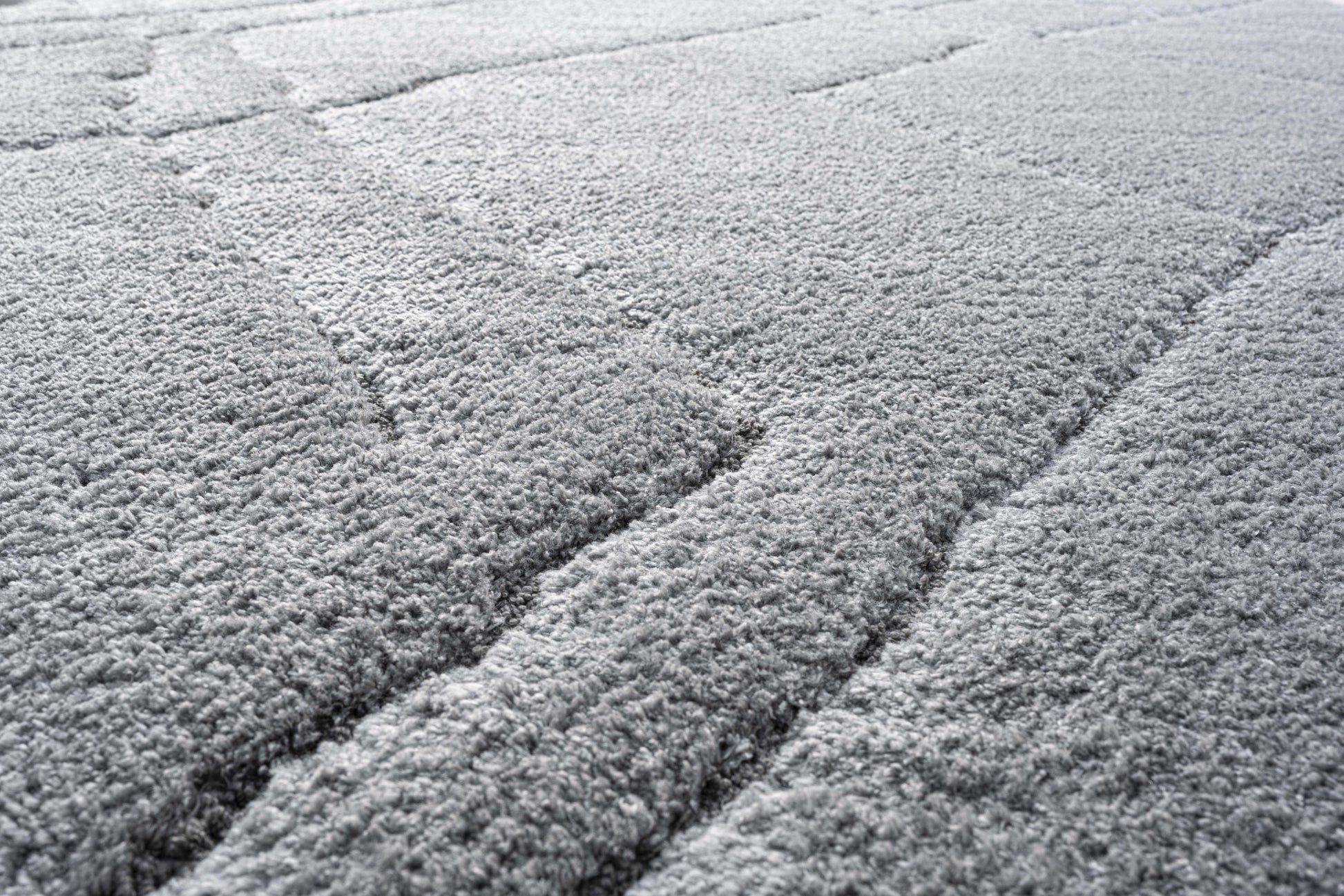 Masai Modern Grey Geometric Shag Rug
