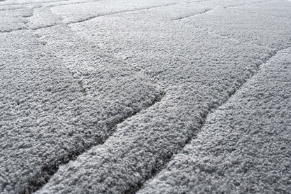 Masai Modern Grey Geometric Shag Rug