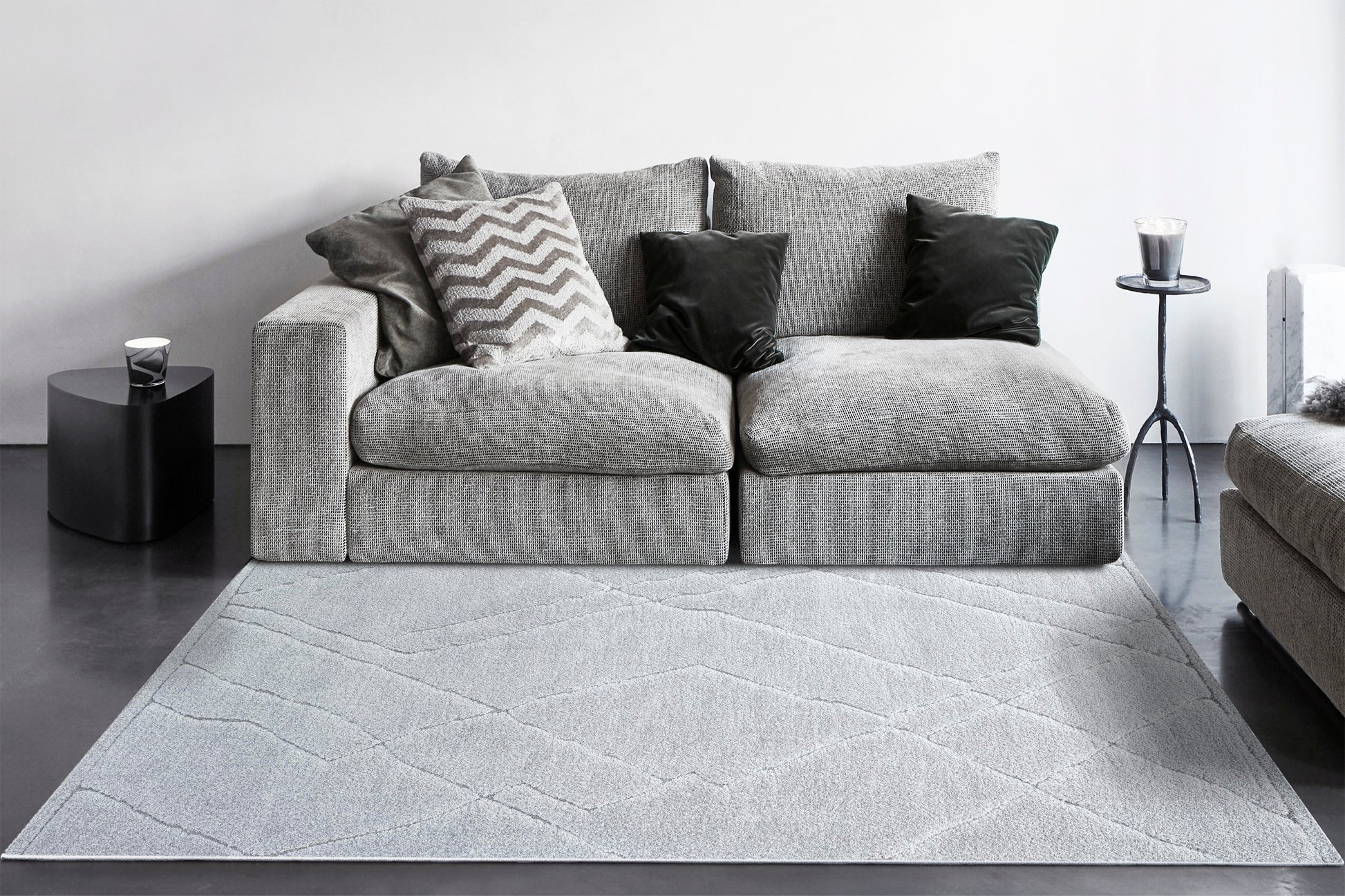 Masai Modern Grey Geometric Shag Rug