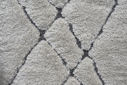 Masai Modern Ivory Geometric Shag Rug