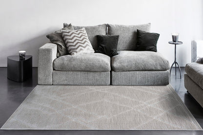 Masai Modern Ivory Geometric Shag Rug
