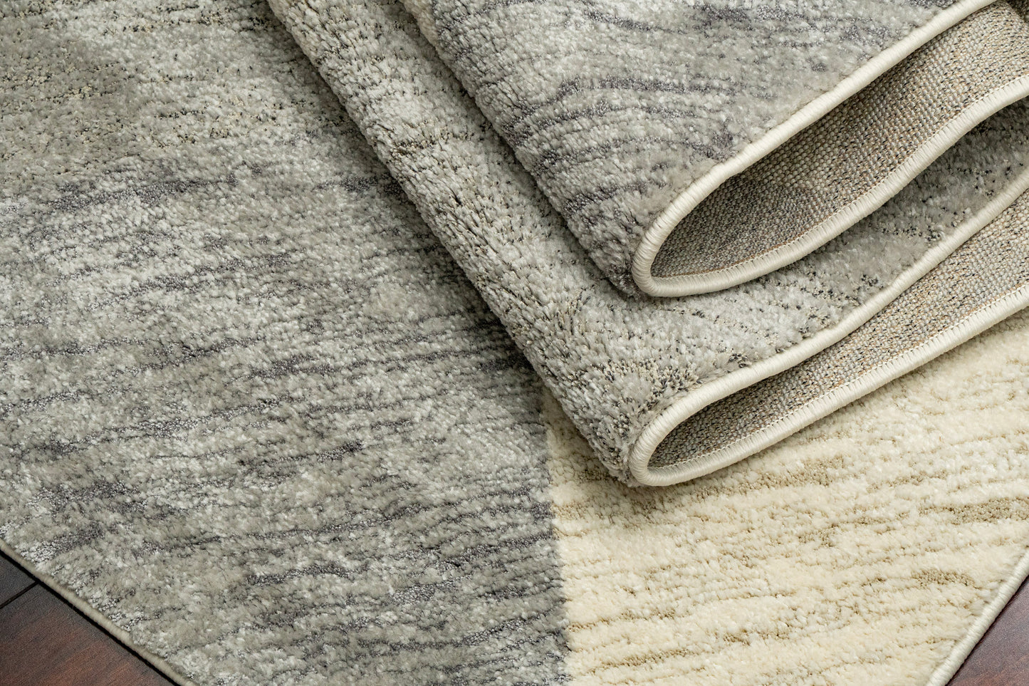 Monroe Modern Ivory/Grey Geometric Medium Pile Rug