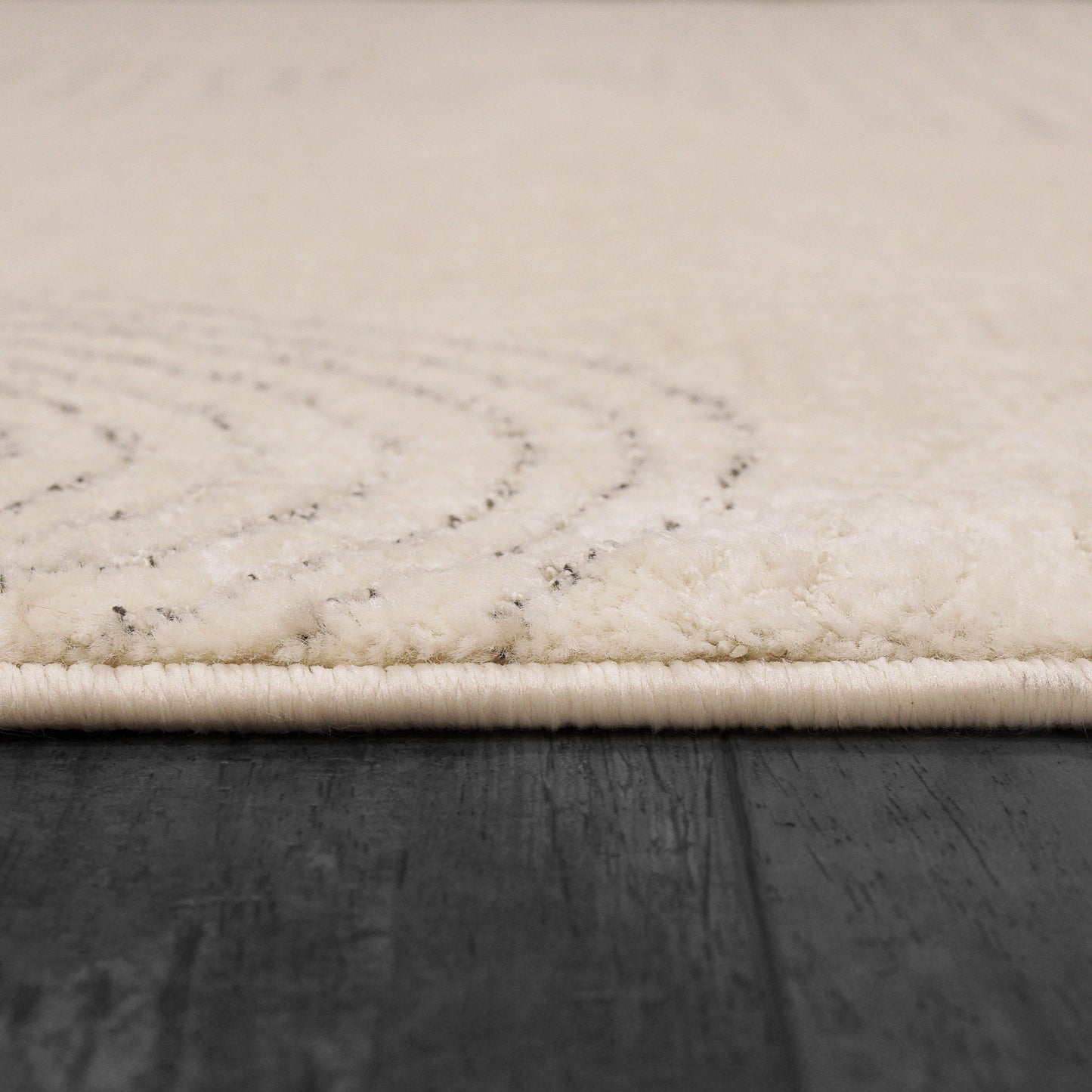 Monroe Modern Ivory/Grey Geometric Medium Pile Rug
