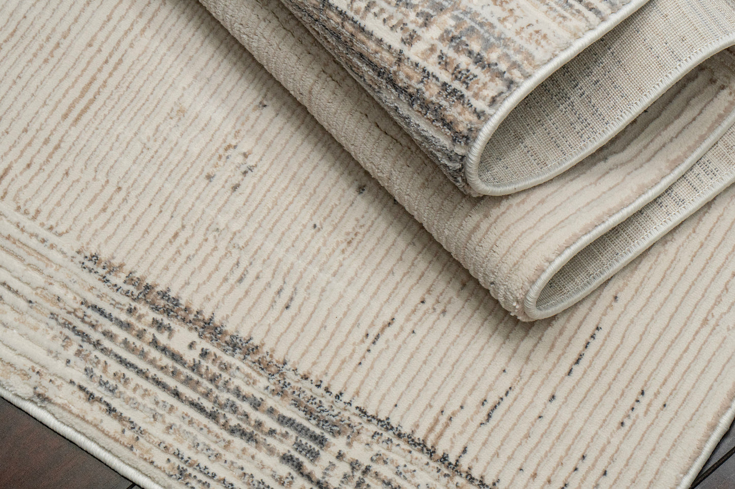 Montrose Modern Cream/Beige/Grey Geometric Medium Pile Rug