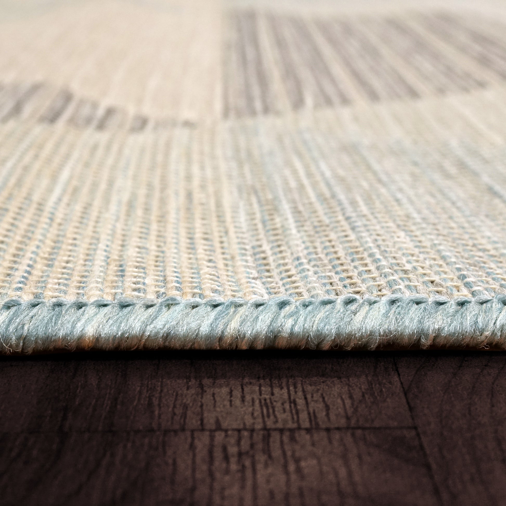Newport Contemporary Blue/Ivory Indoor/Outdoor No Pile Rug