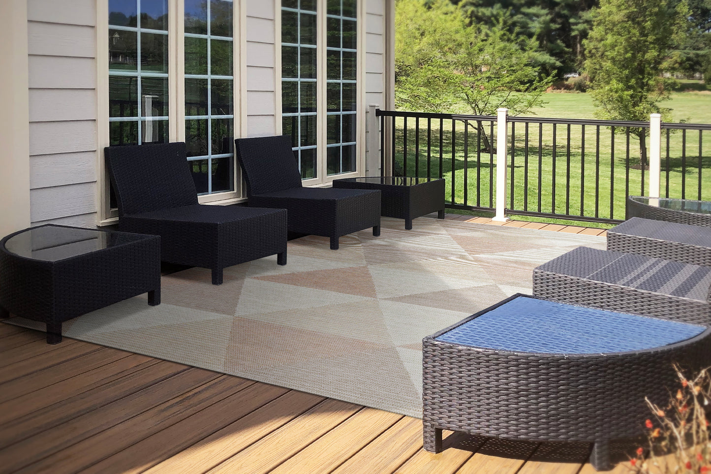 Newport Contemporary Blush Indoor/Outdoor No Pile Rug