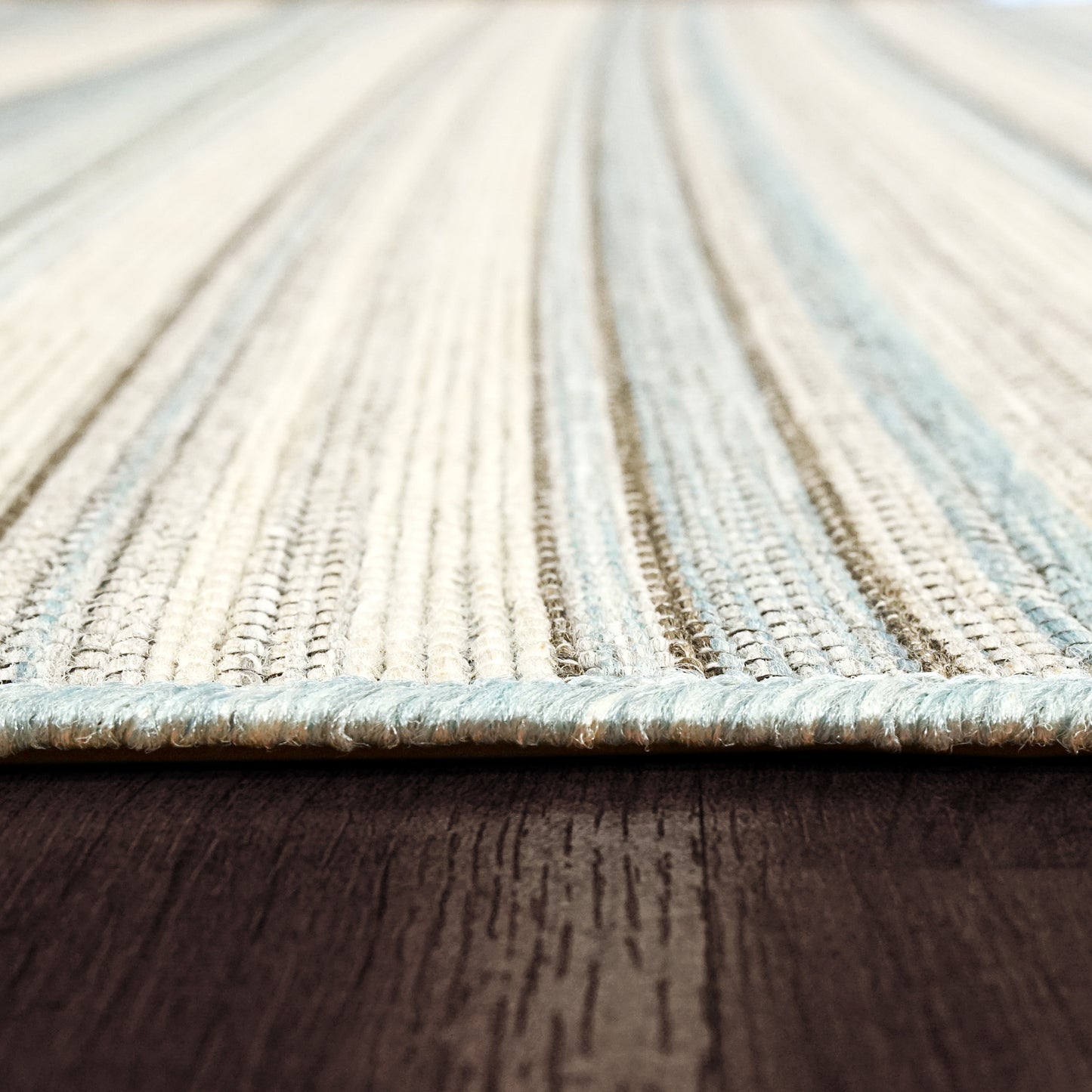 Newport Contemporary Ivory/Blue Indoor/Outdoor No Pile Rug