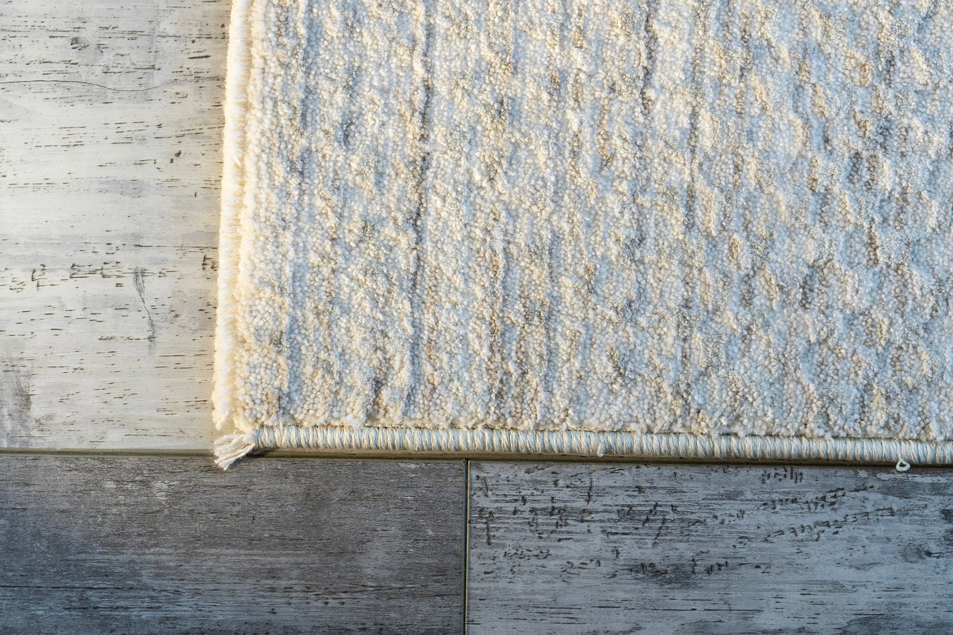 Olivia Modern Ivory/Grey Abstract Medium Pile Rug
