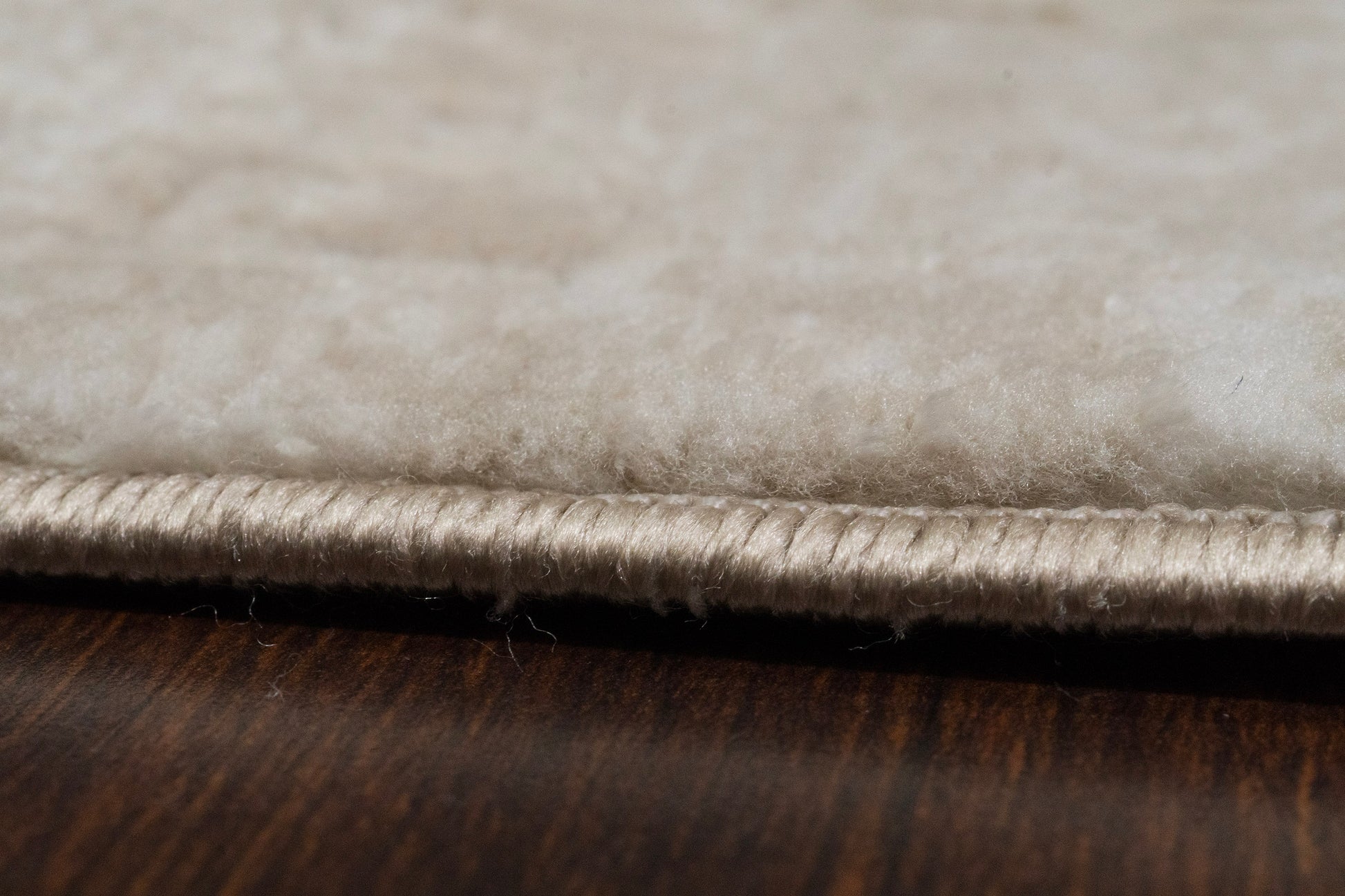 Penta Transitional Cream/Beige Medallion Medium Pile Rug
