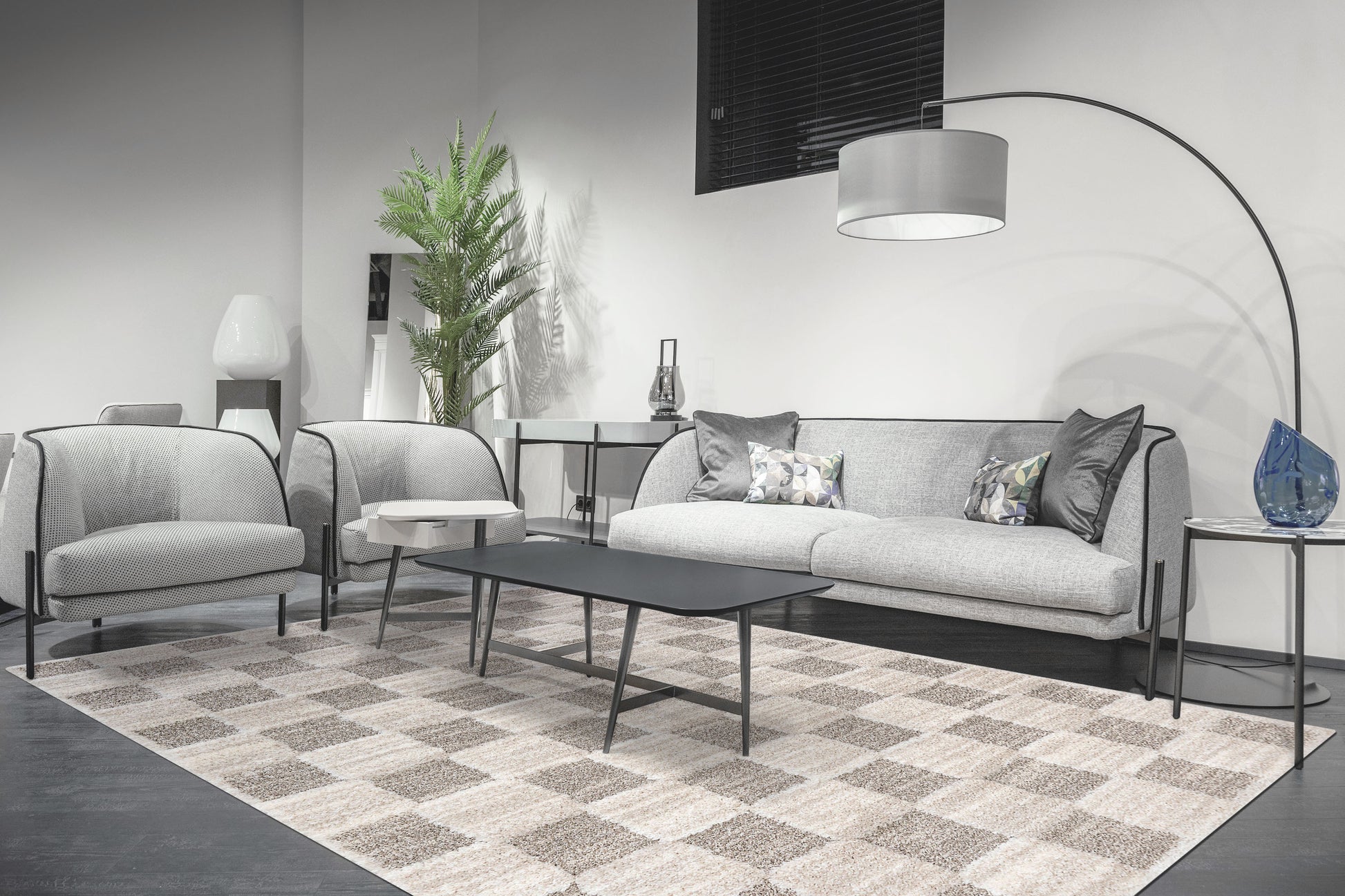 Pike Modern Ivory/Grey Geometric Shag Rug