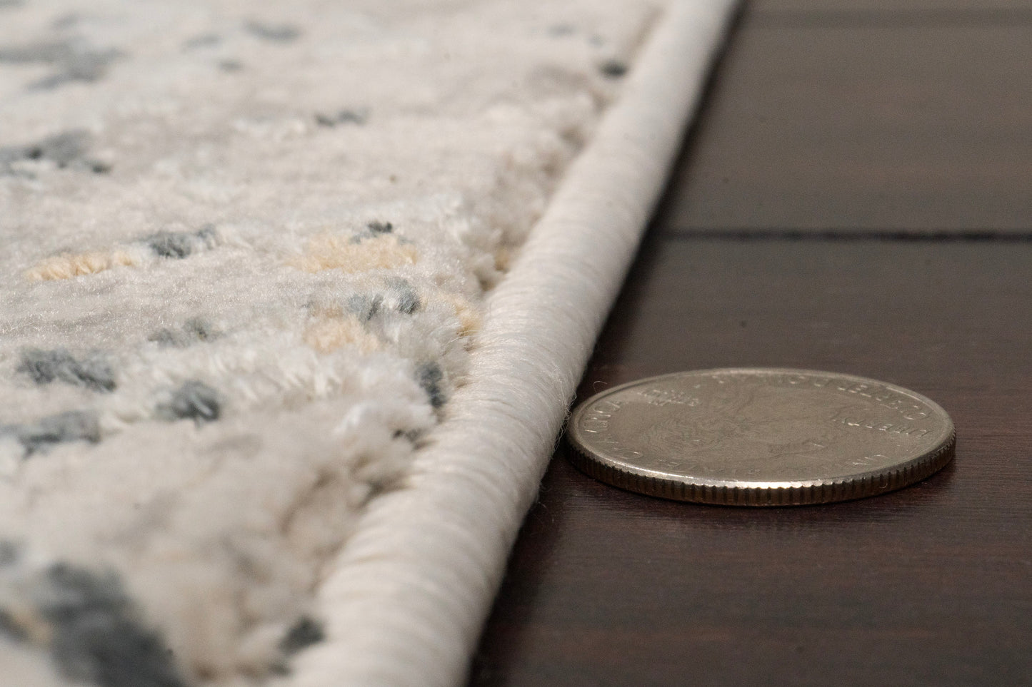Quartz Traditional Light Grey Distressed Medium Pile Rug