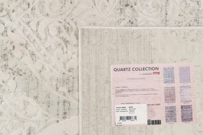 Quartz Traditional Ivory Distressed Medium Pile Rug