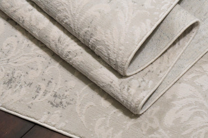 Quartz Traditional Ivory/Beige Distressed Medium Pile Rug