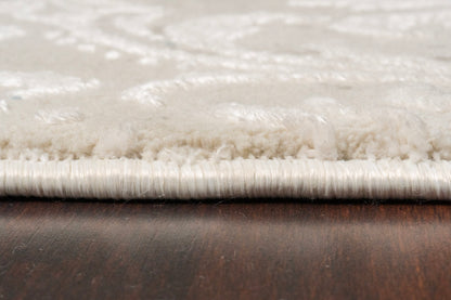Quartz Traditional Ivory/Beige Distressed Medium Pile Rug
