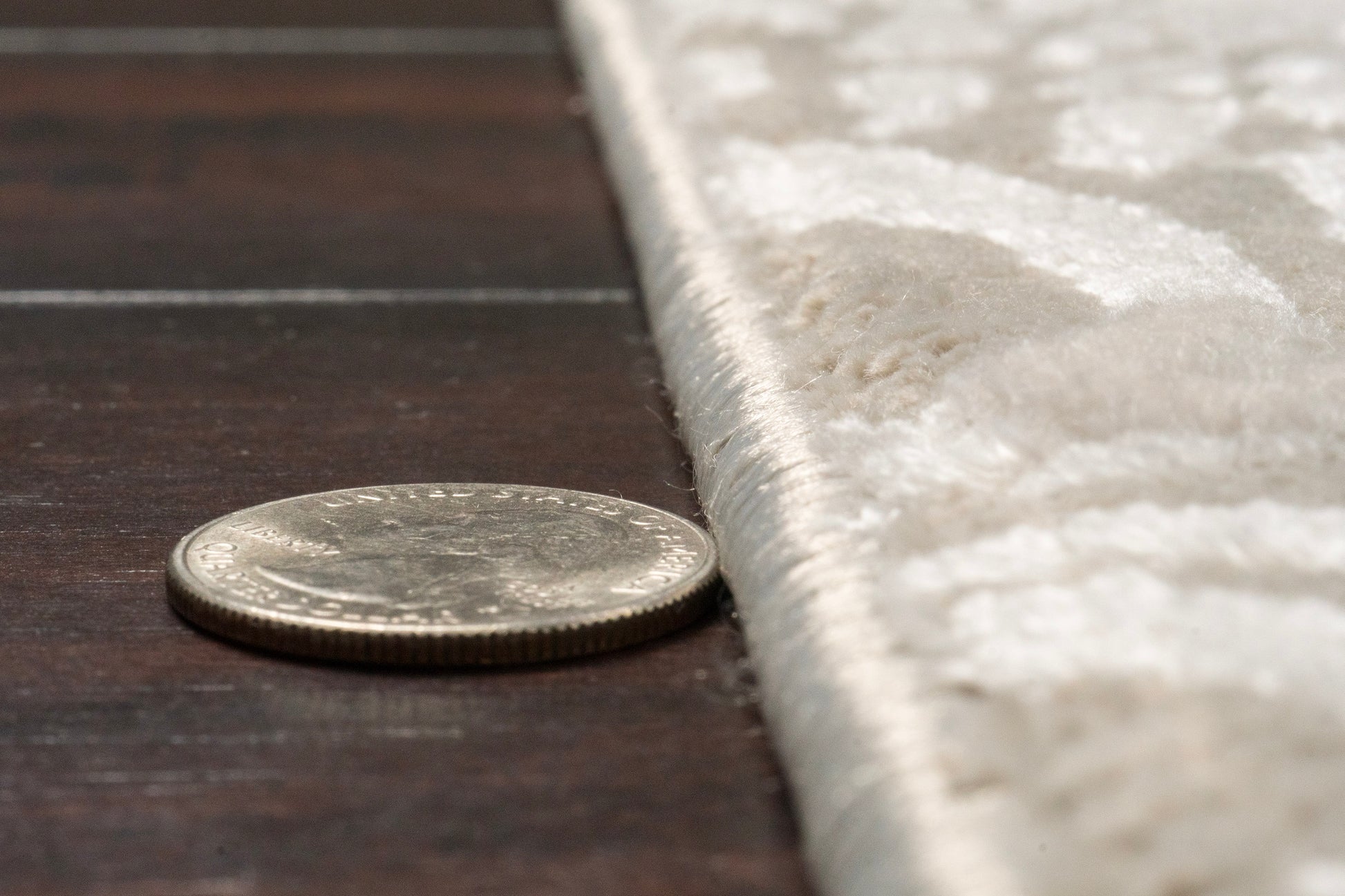Quartz Traditional Light Grey Distressed Medium Pile Rug