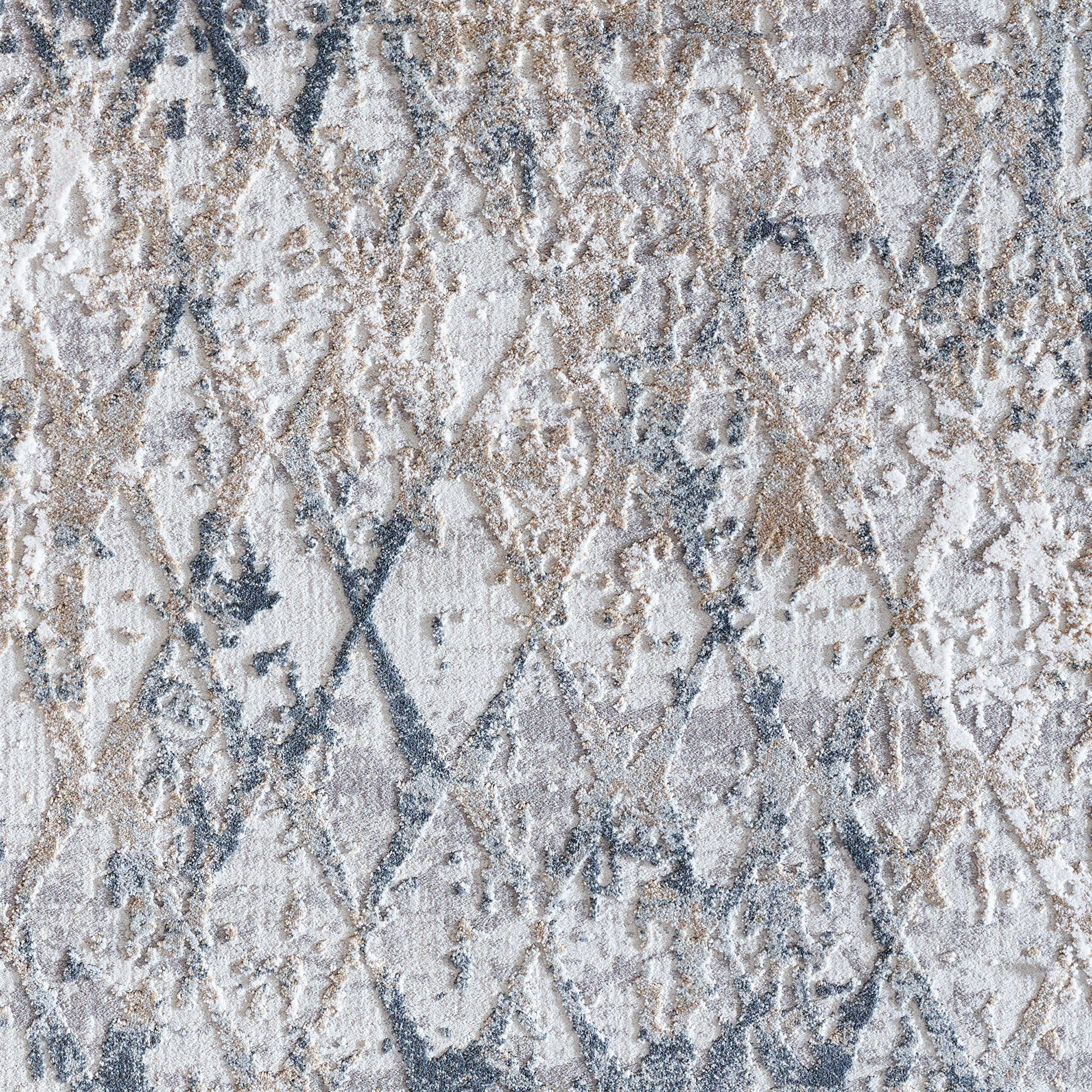 Quartz Traditional Light Beige/Grey Distressed Medium Pile Rug