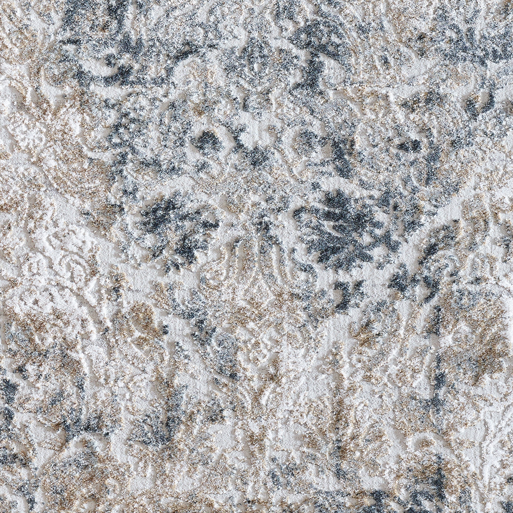 Quartz Traditional Light Beige/Grey Distressed Medium Pile Rug