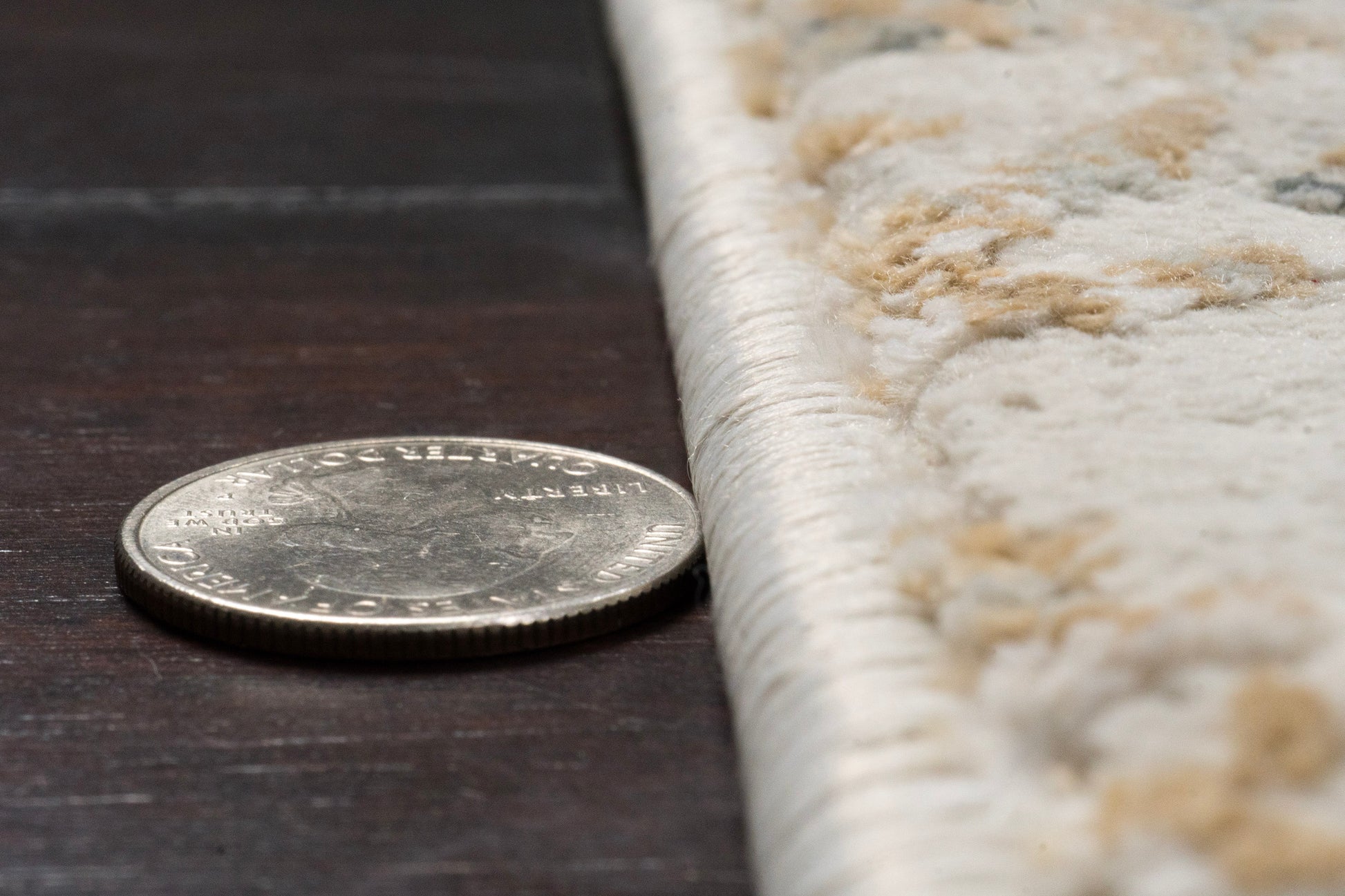 Quartz Traditional Light Beige/Grey Distressed Medium Pile Rug