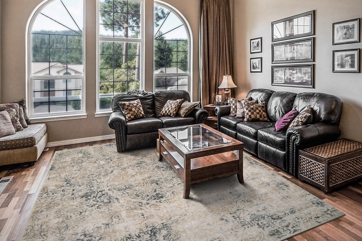 Quartz Traditional Light Beige/Grey Distressed Medium Pile Rug