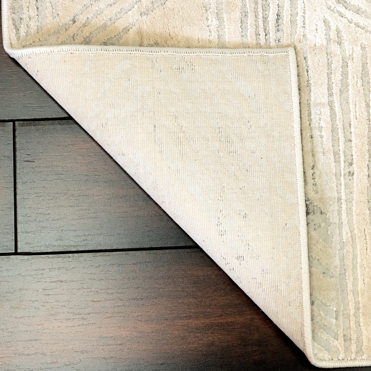 Quartz Transitional Ivory Distressed Medium Pile Rug