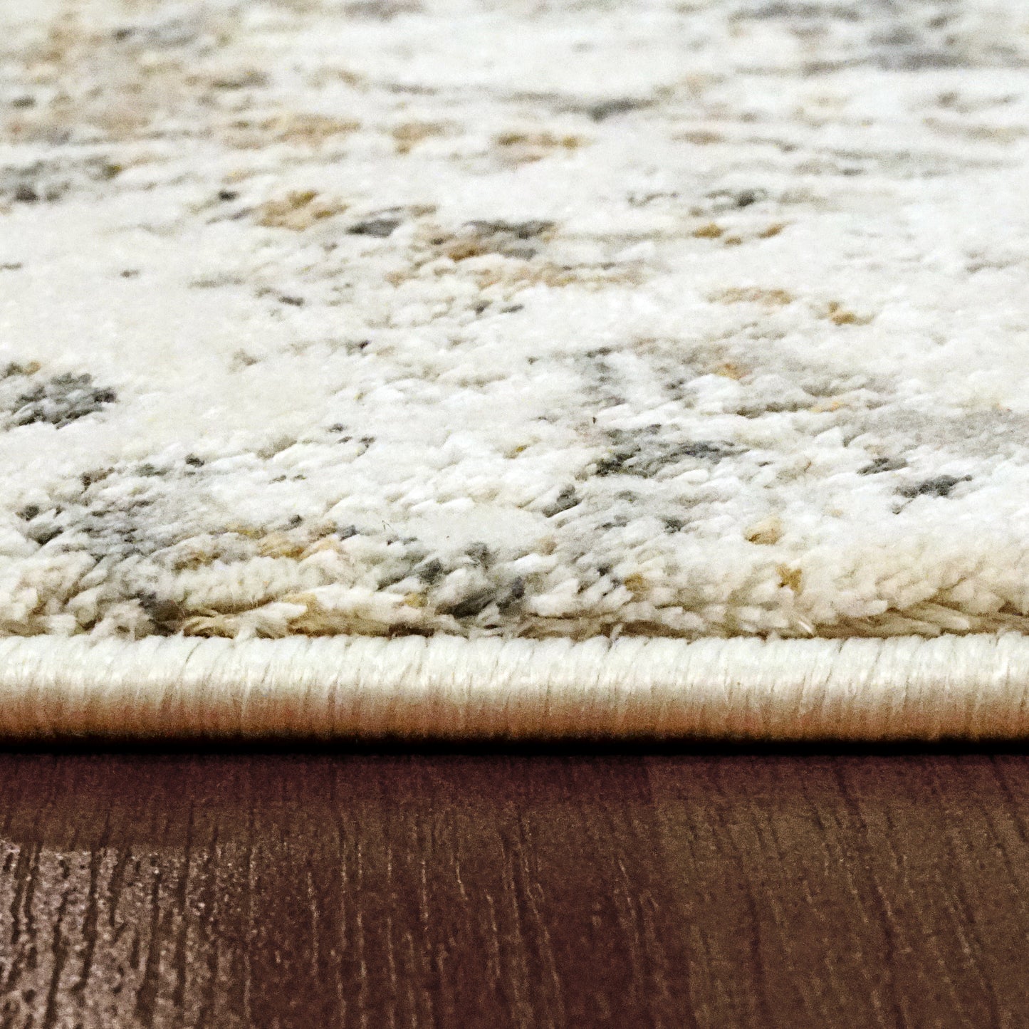 Quartz Transitional Ivory/Grey Distressed Medium Pile Rug