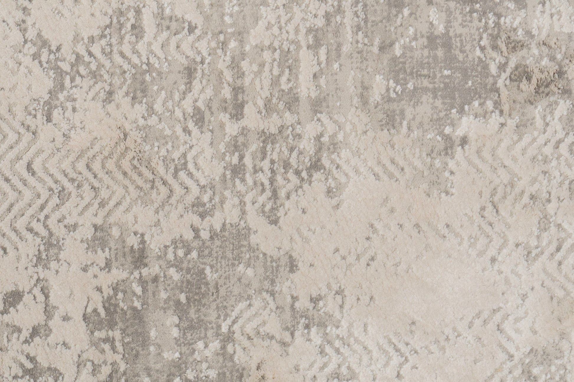 Quartz Transitional Ivory Distressed Medium Pile Rug
