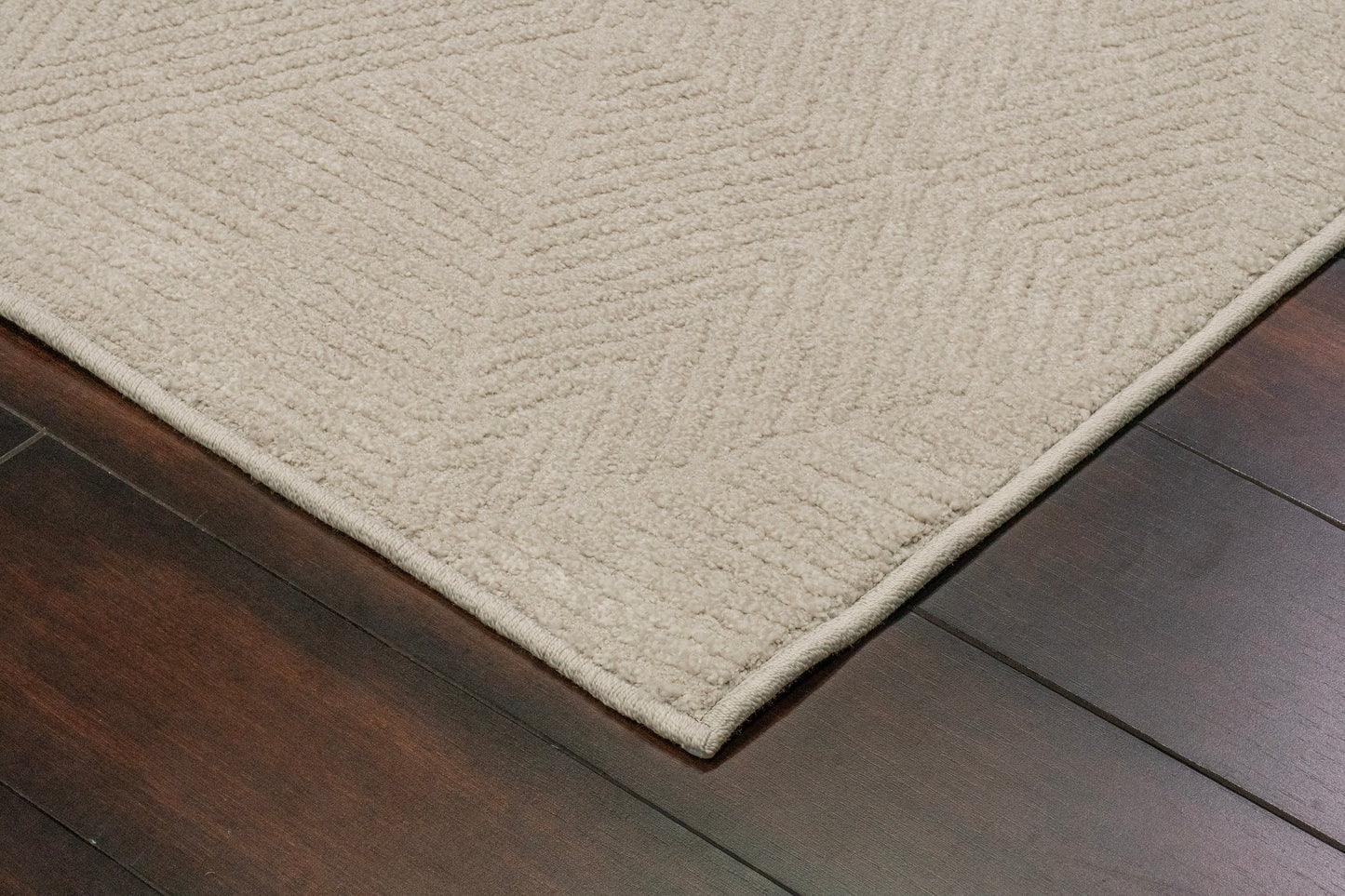 Quin Modern Ivory Geometric High-Low Rug