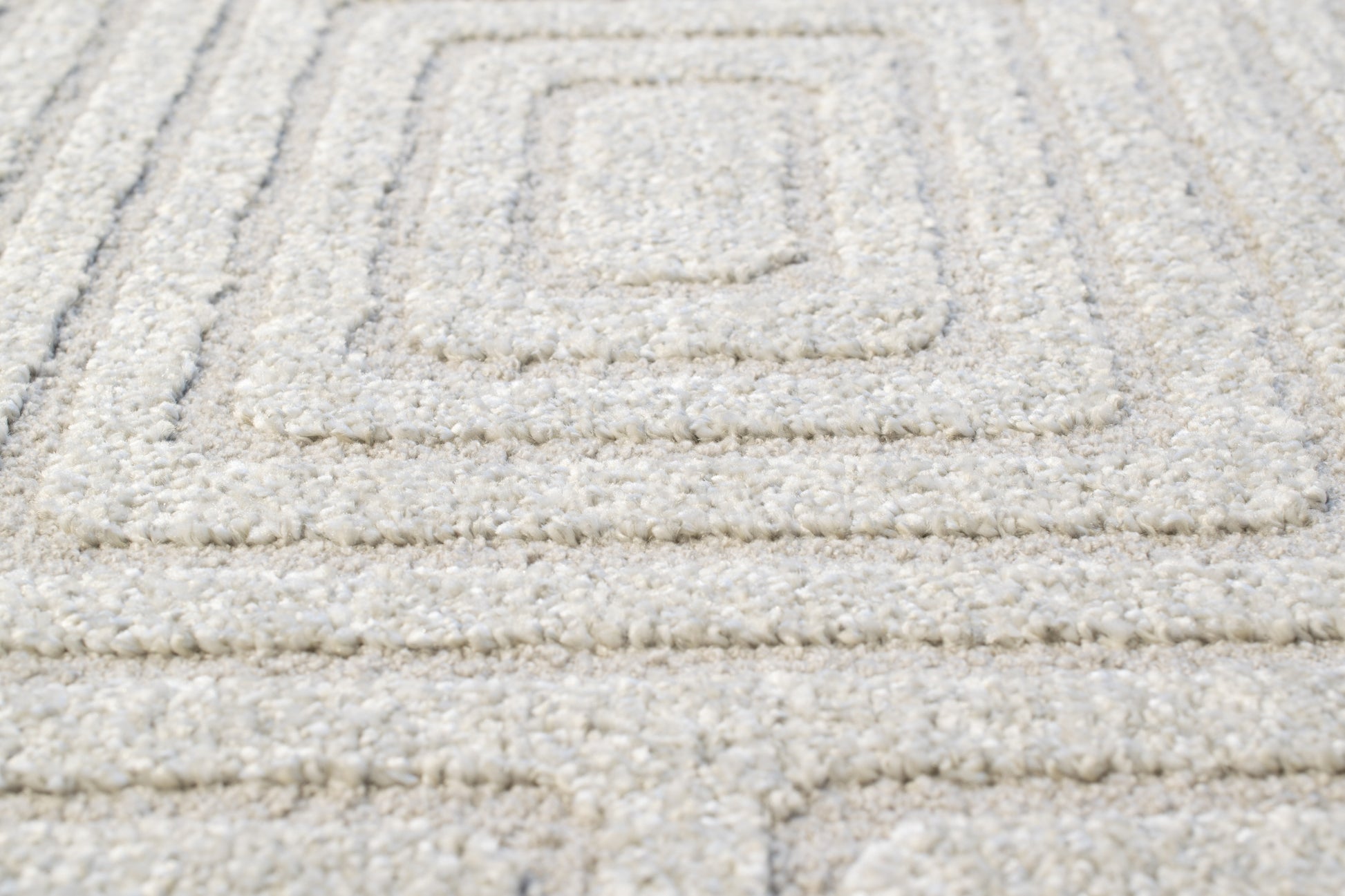 Quin Modern Light Grey Geometric High-Low Rug