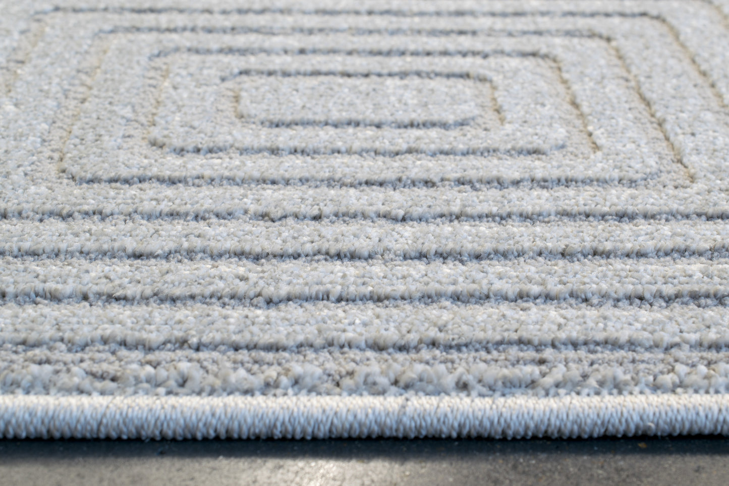 Quin Modern Light Grey Geometric High-Low Rug