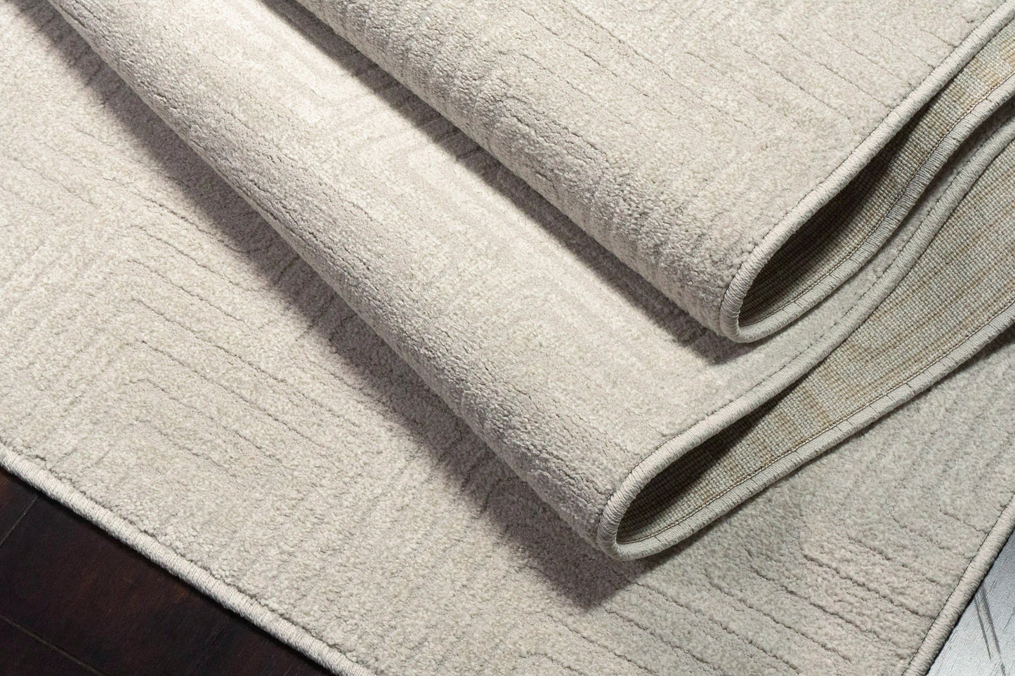 Quin Modern Ivory Geometric High-Low Rug
