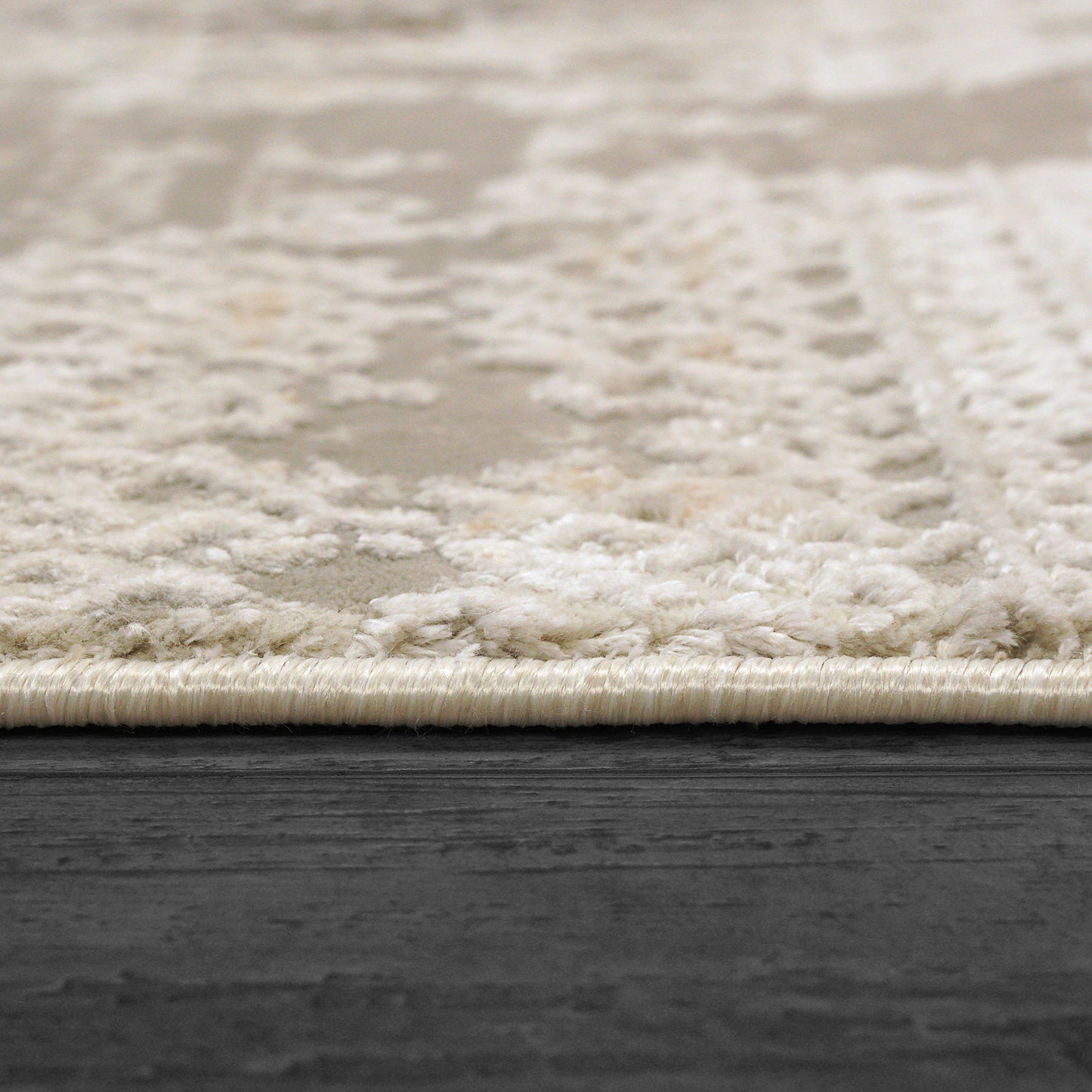 Renaissance Modern Ivory/Grey Abstract Medium Pile Rug