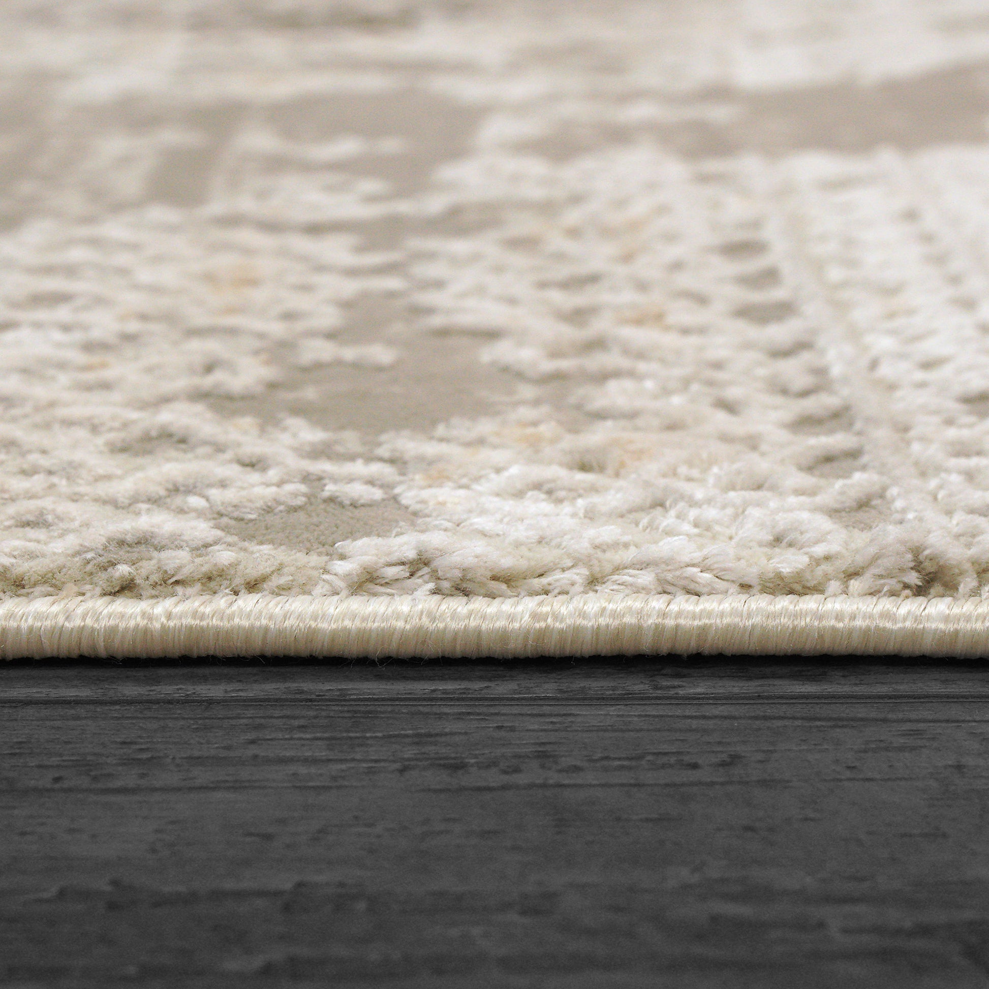 Renaissance Modern Ivory/Grey Abstract Medium Pile Rug