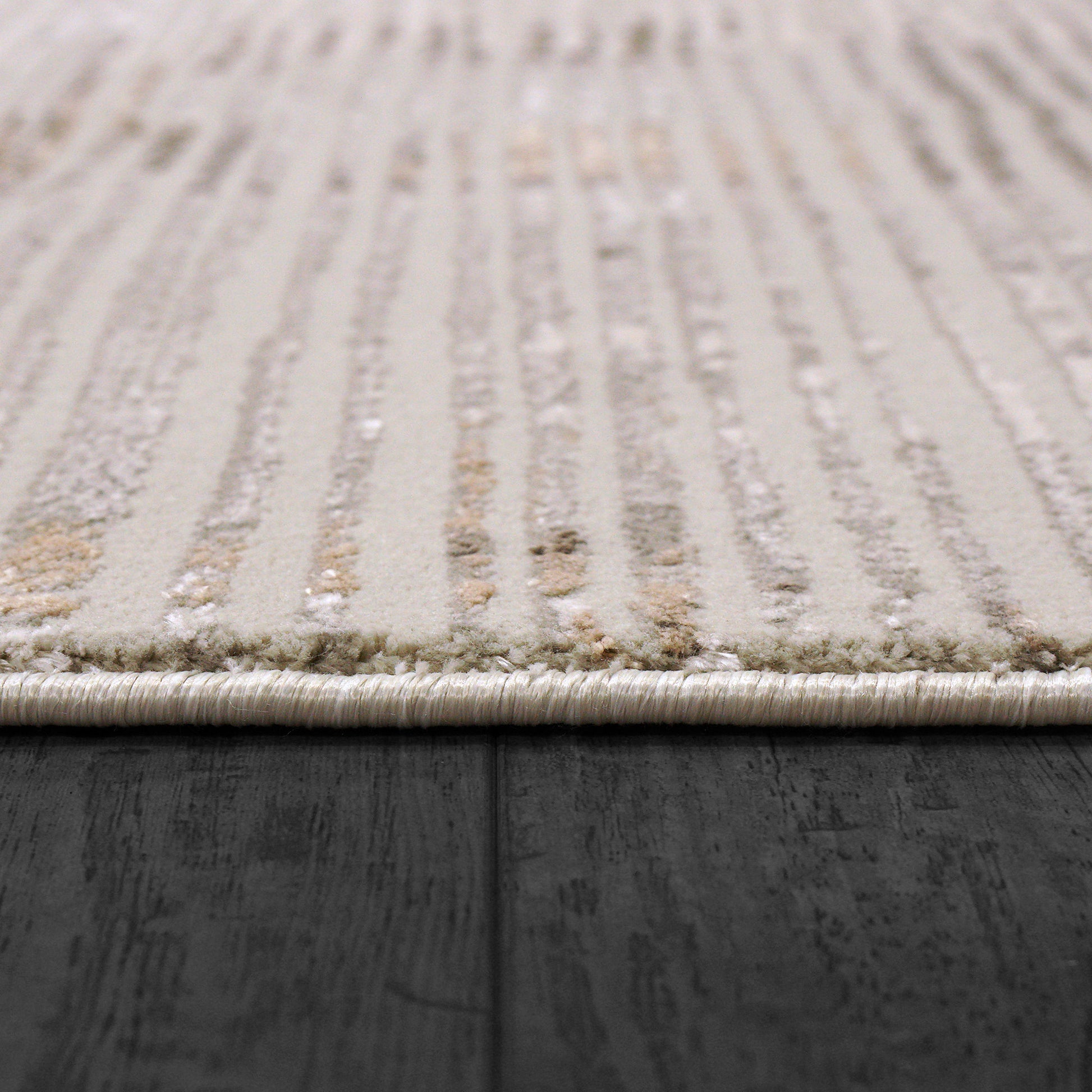Renaissance Modern Ivory/Grey Abstract Medium Pile Rug