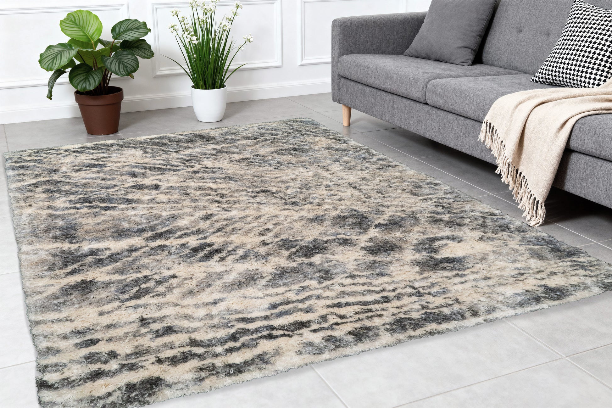 Reverie Contemporary Cream/Grey Geometric High Pile Rug