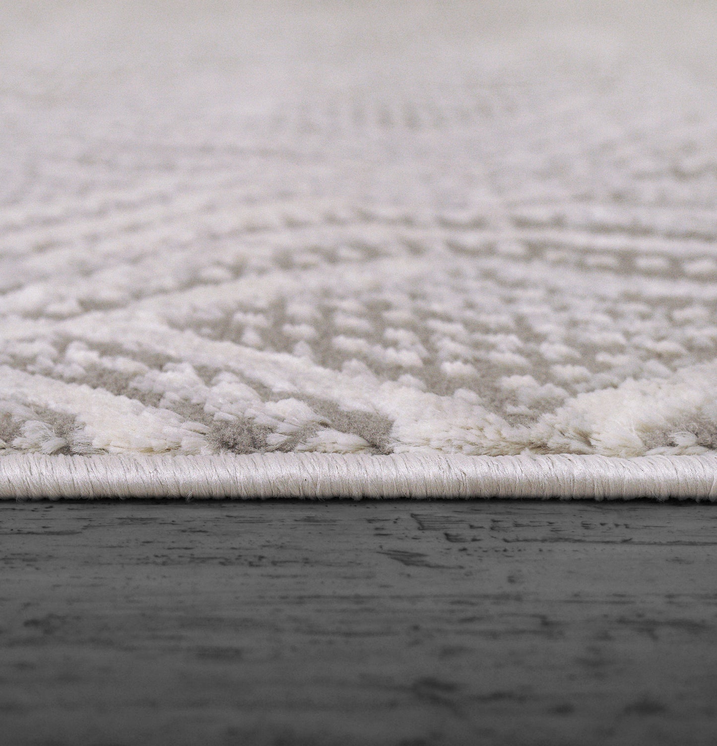 Rori Modern Grey Geometric Medium Pile Rug