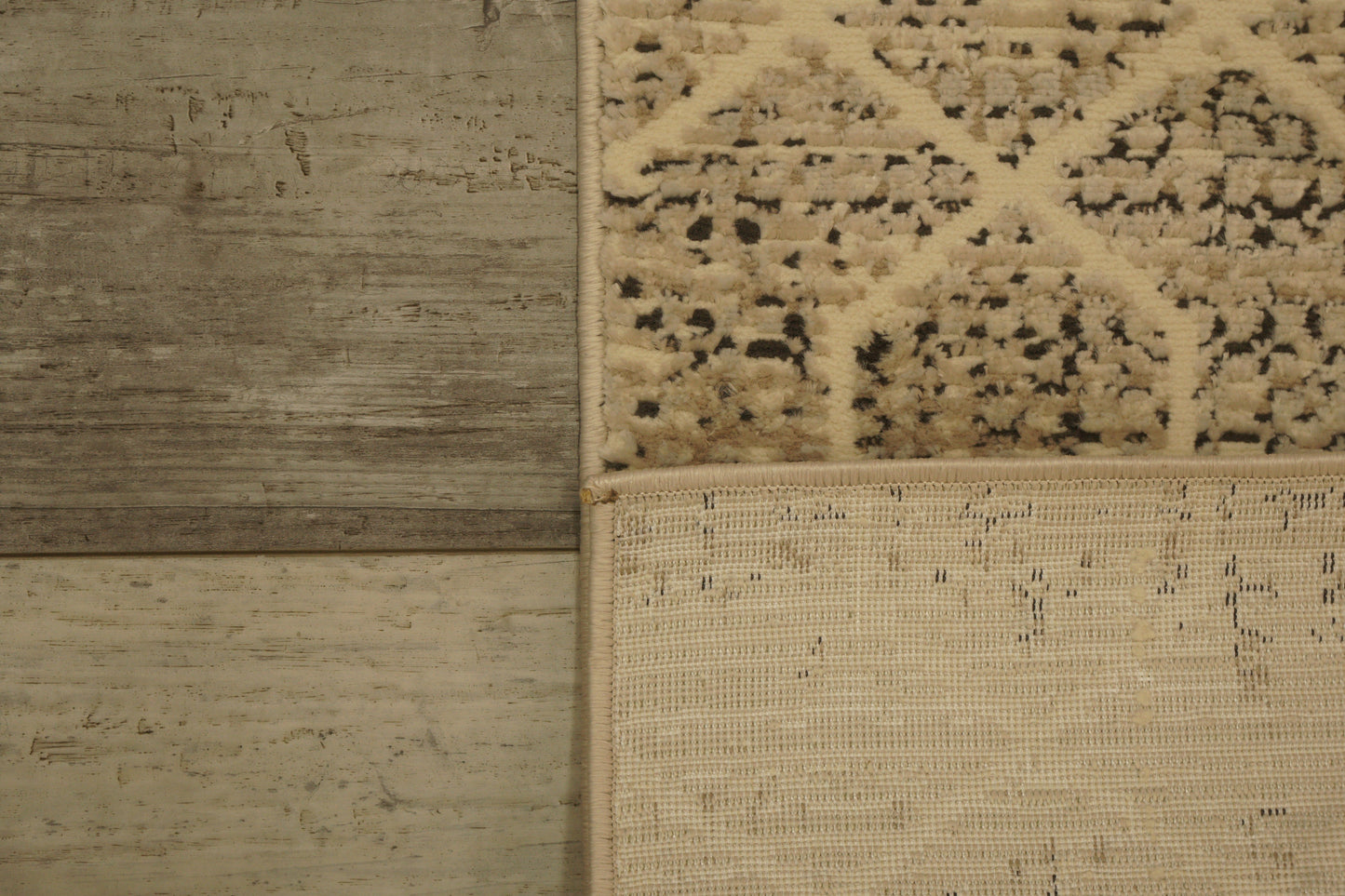 Rori Modern Ivory/Charcoal Geometric Medium Pile Rug