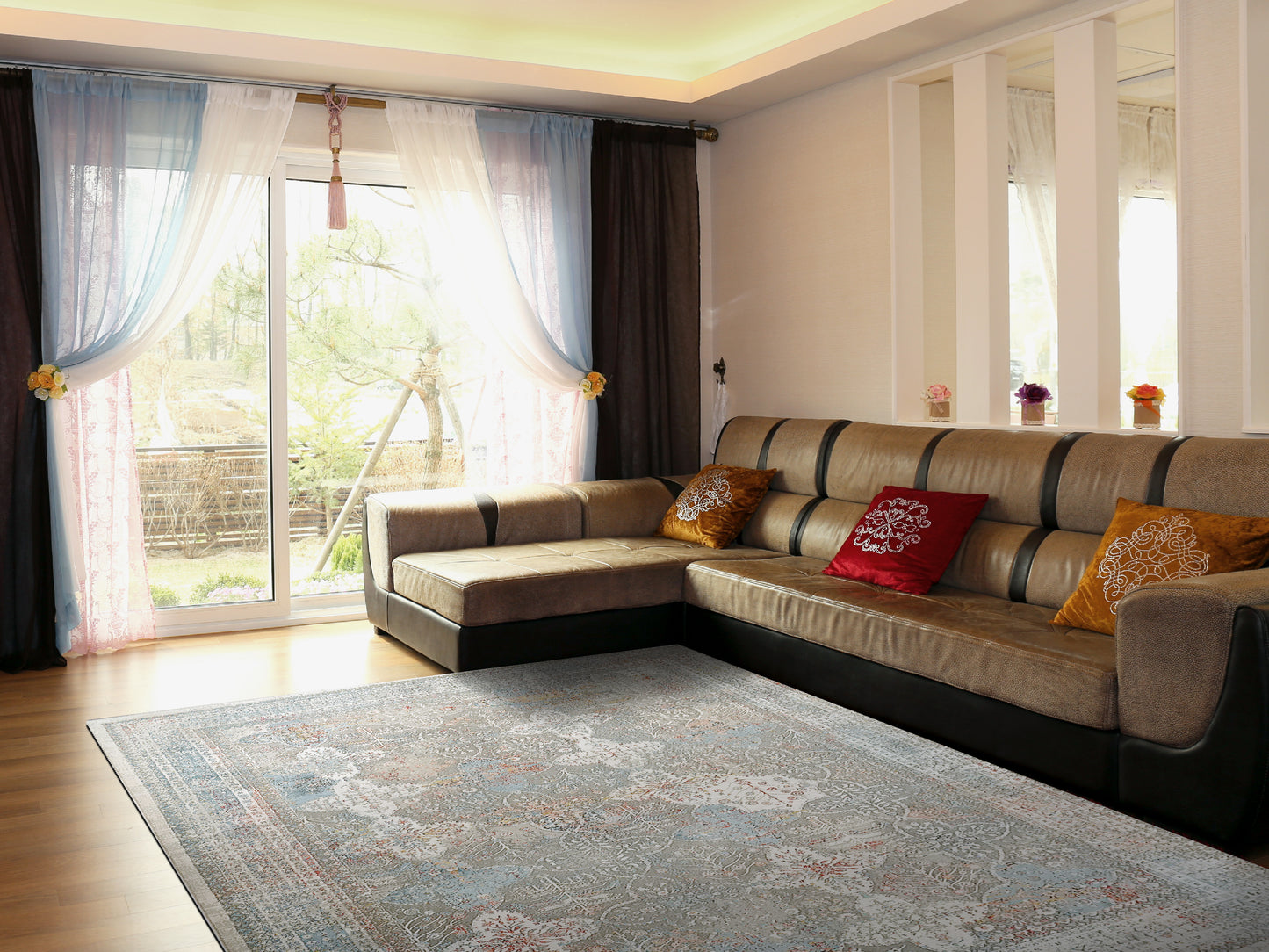 Ruby Transitional Multi Distressed Medium Pile Rug